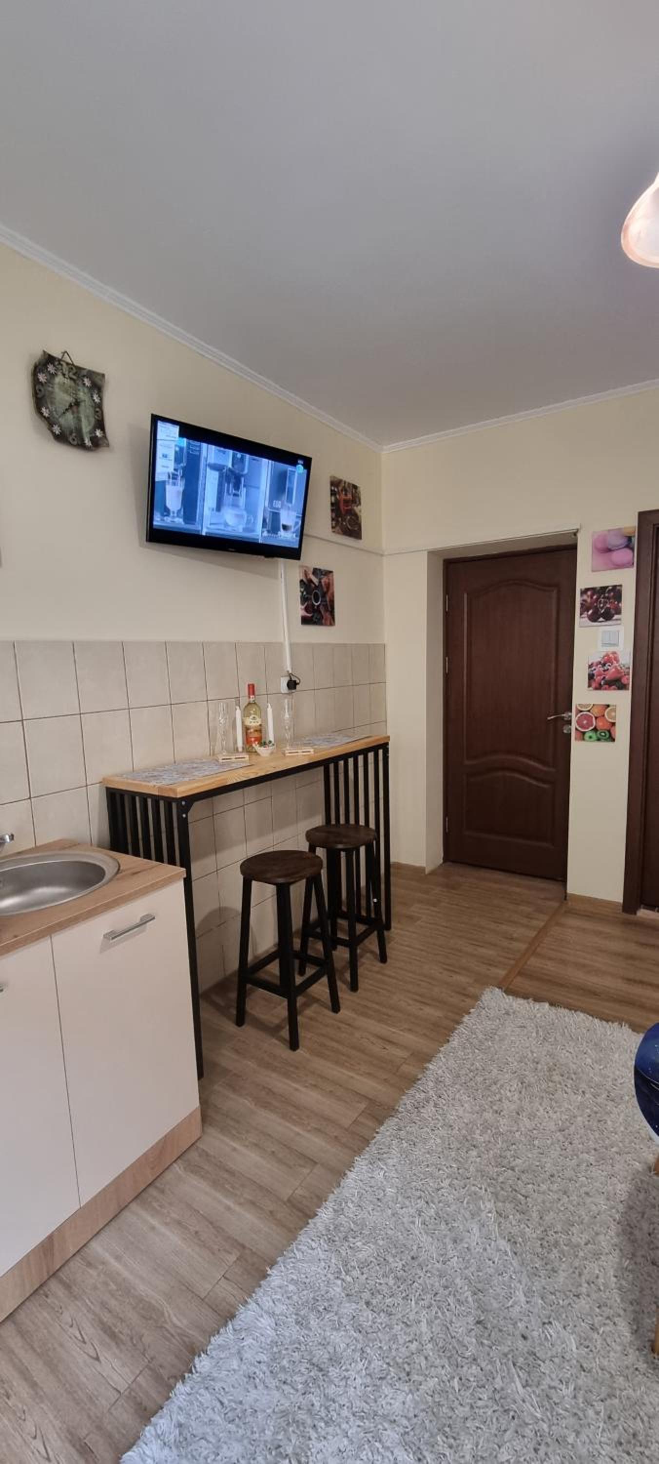 One-Bedroom Apartment - Photo 24