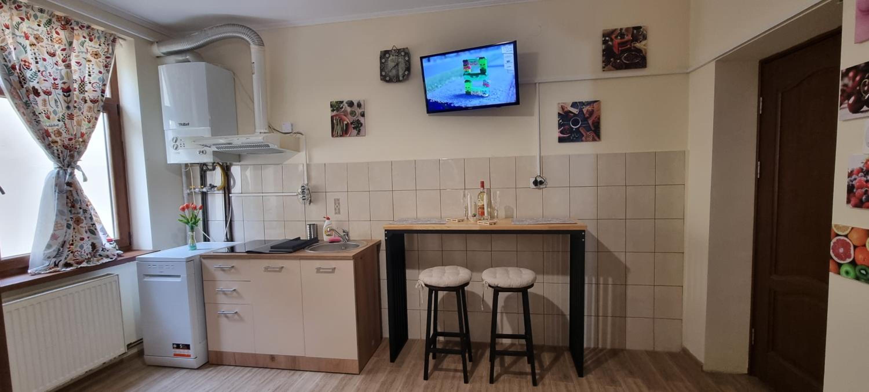 One-Bedroom Apartment - Photo 28