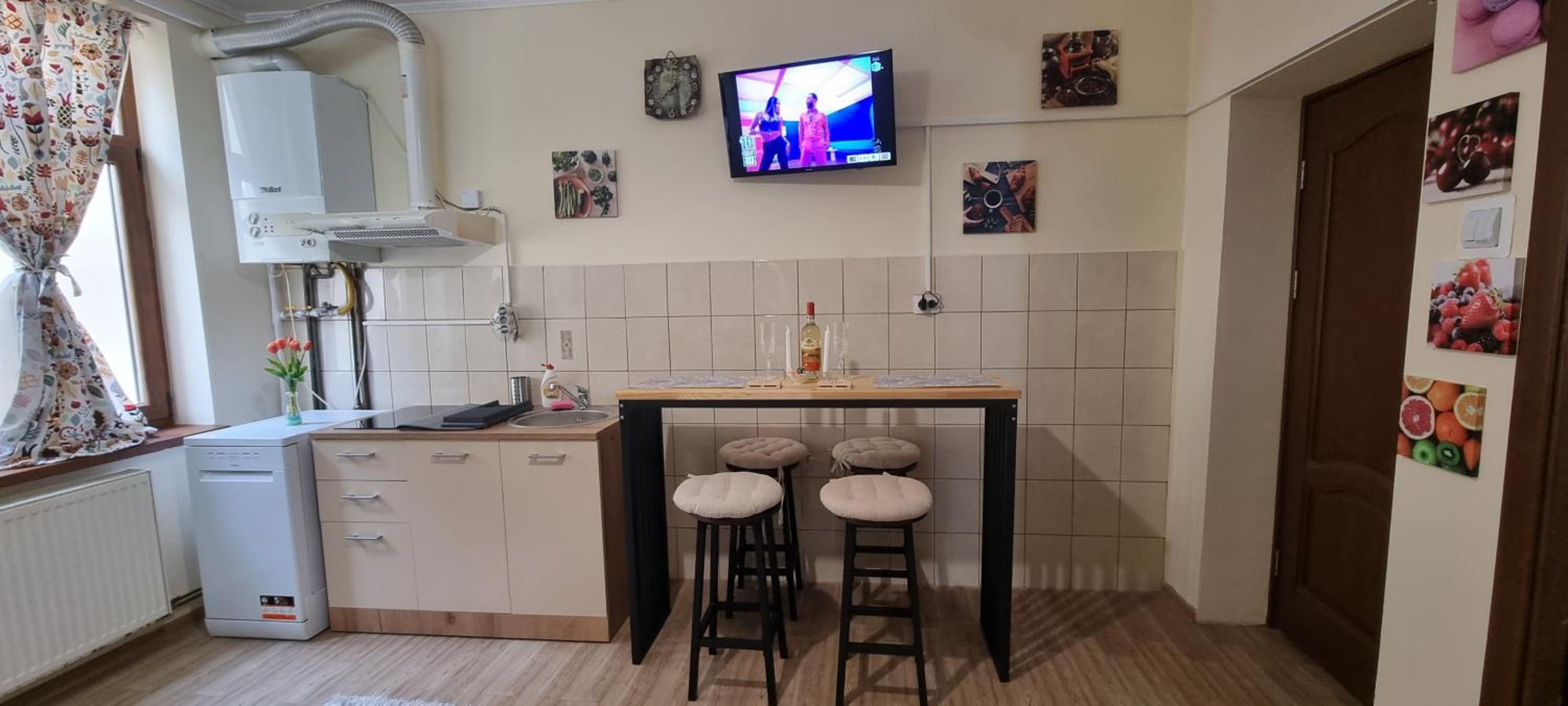 One-Bedroom Apartment - Photo 31