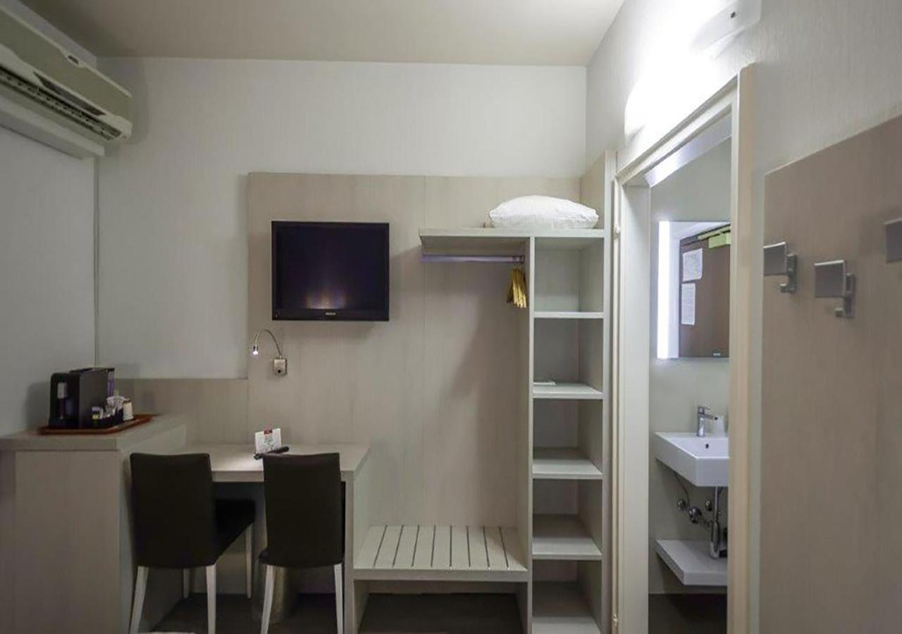 Comfort Twin Room - Photo 2