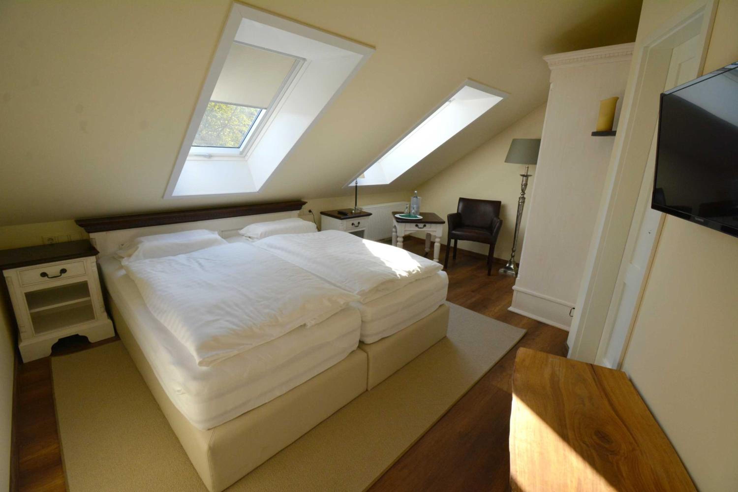 Deluxe Double Room With Shower photo 1