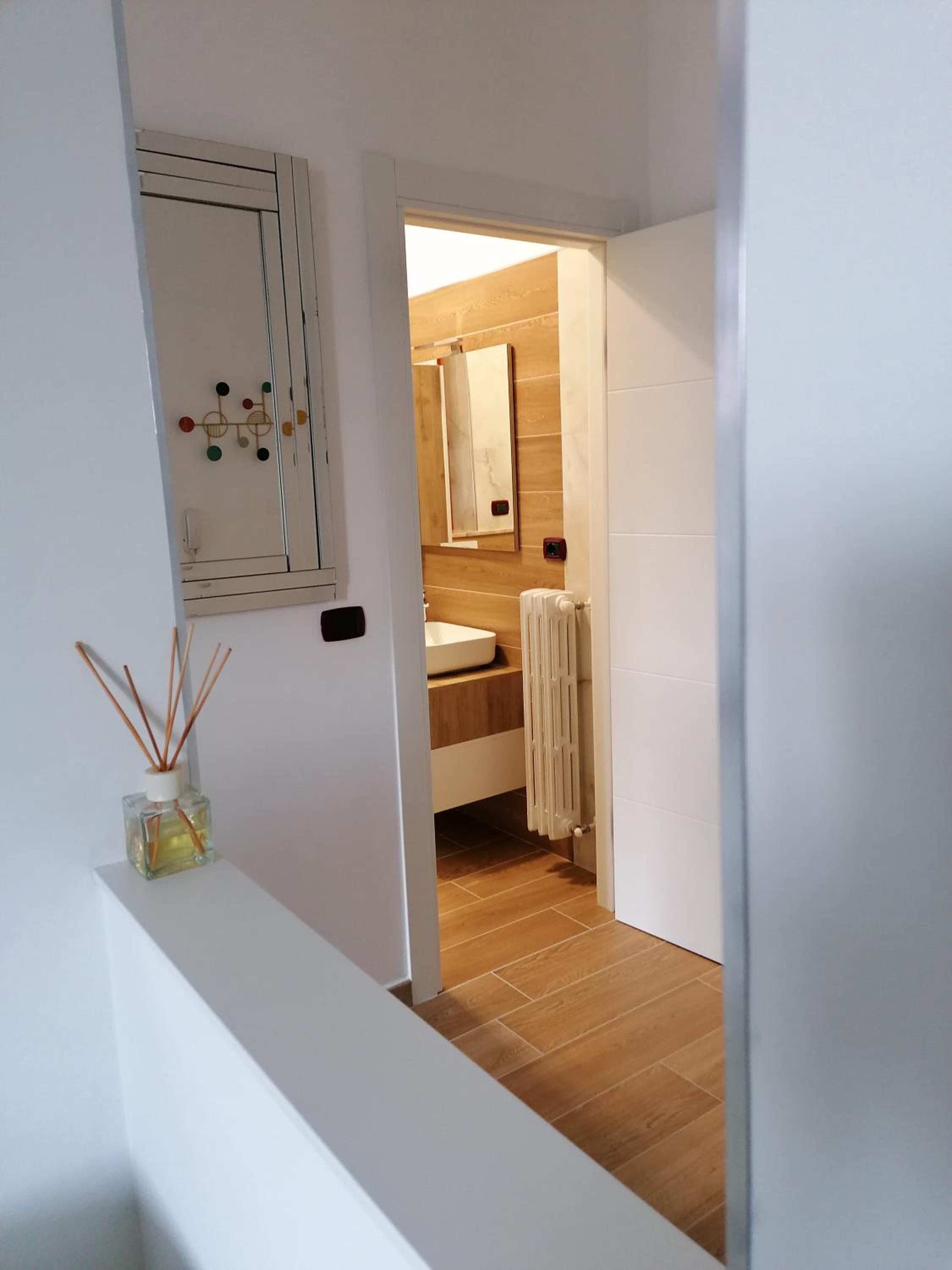 One-Bedroom Apartment - Photo 25