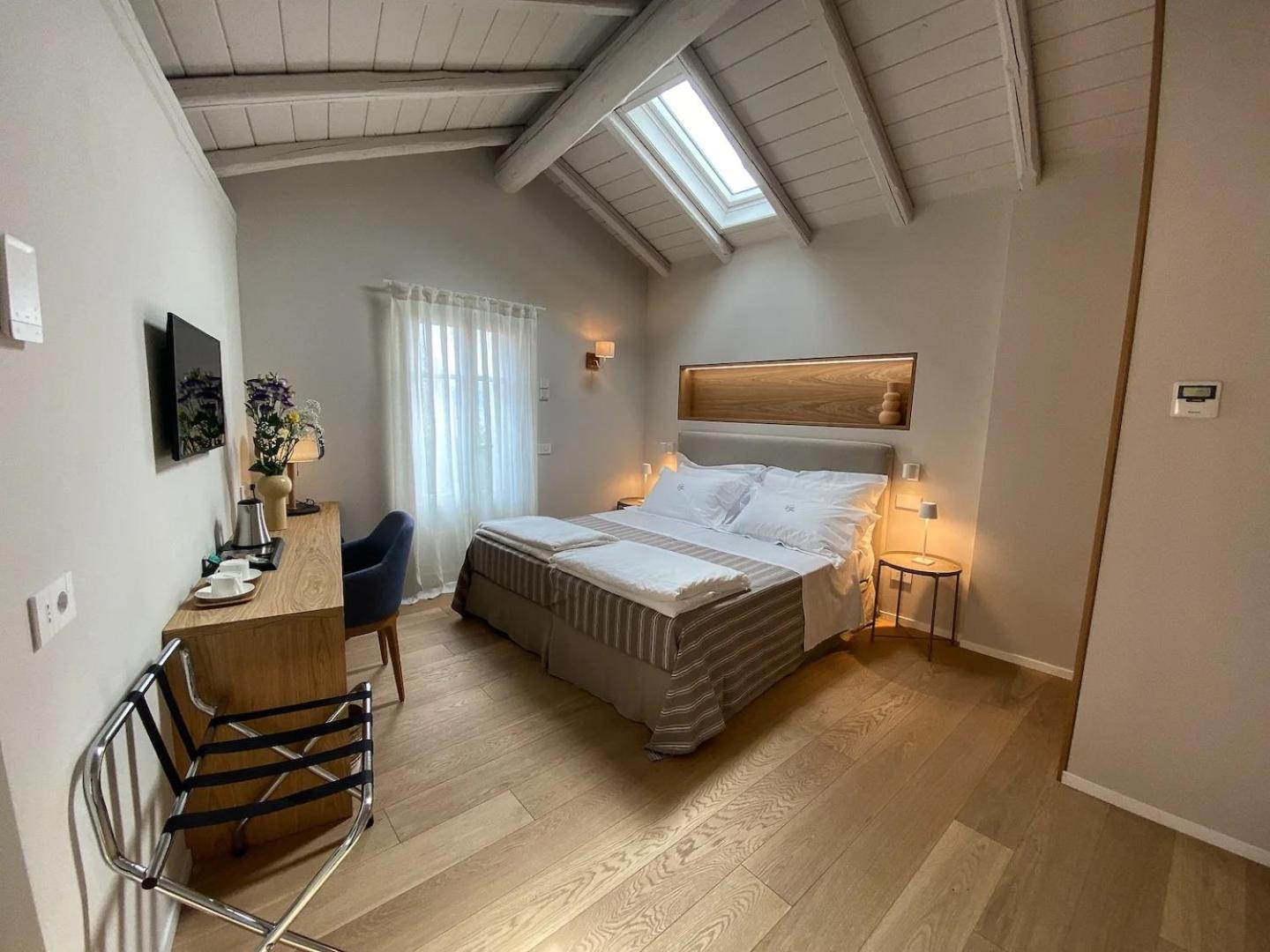 Superior Double Room photo 2