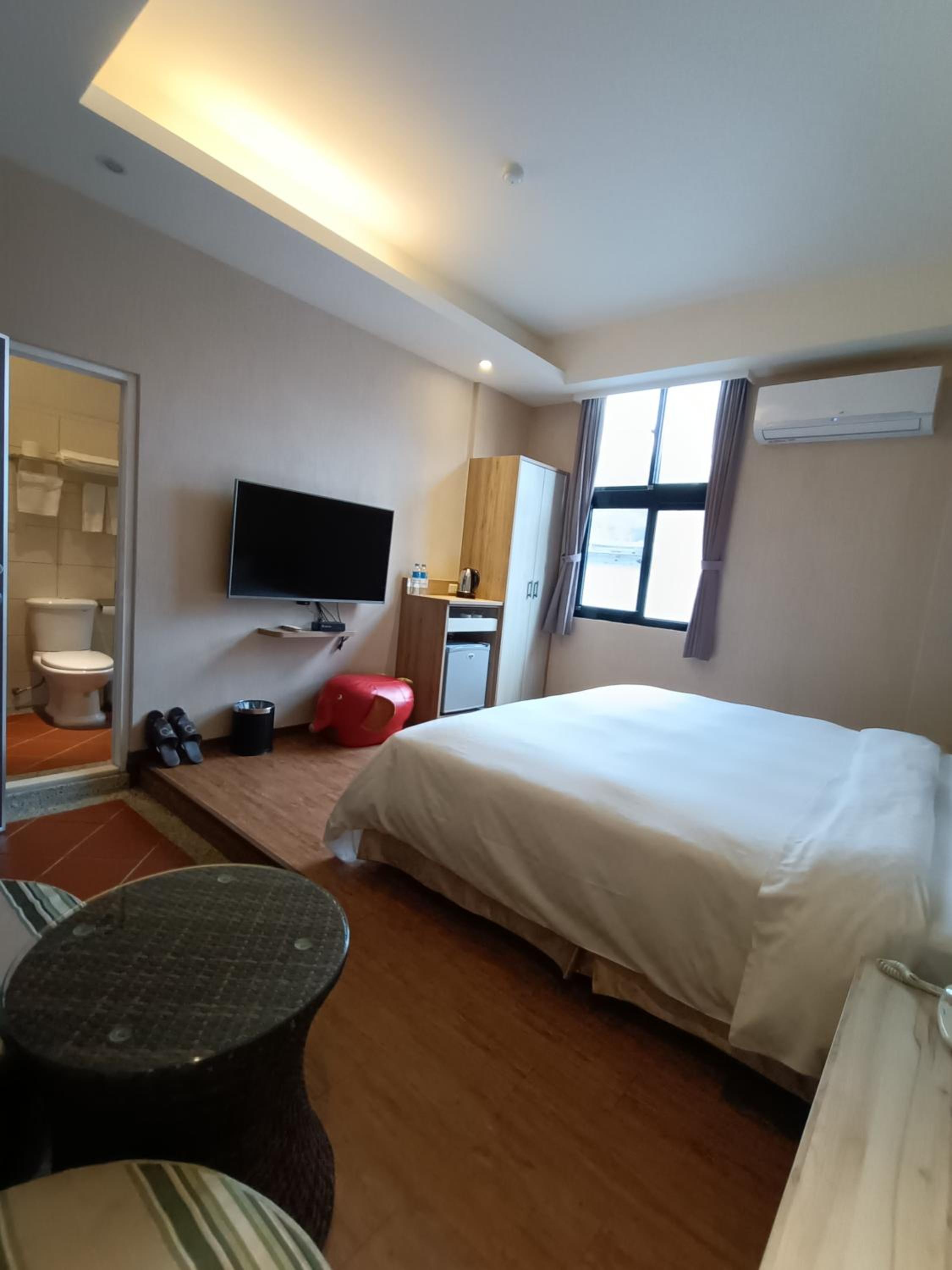 Deluxe Double Room with Bath photo 3