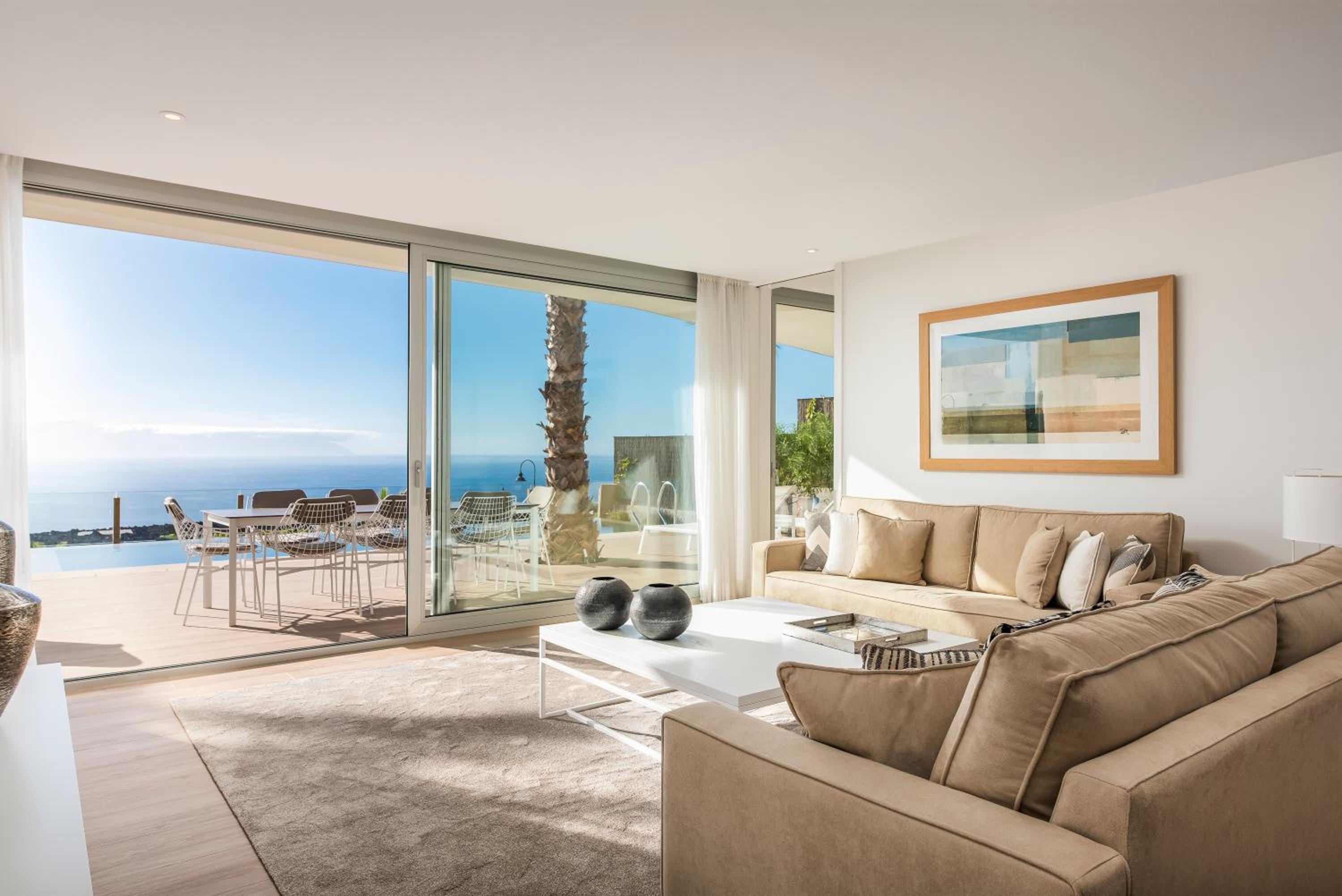 Two-Bedroom Villa with Sea View and a private swimming pool