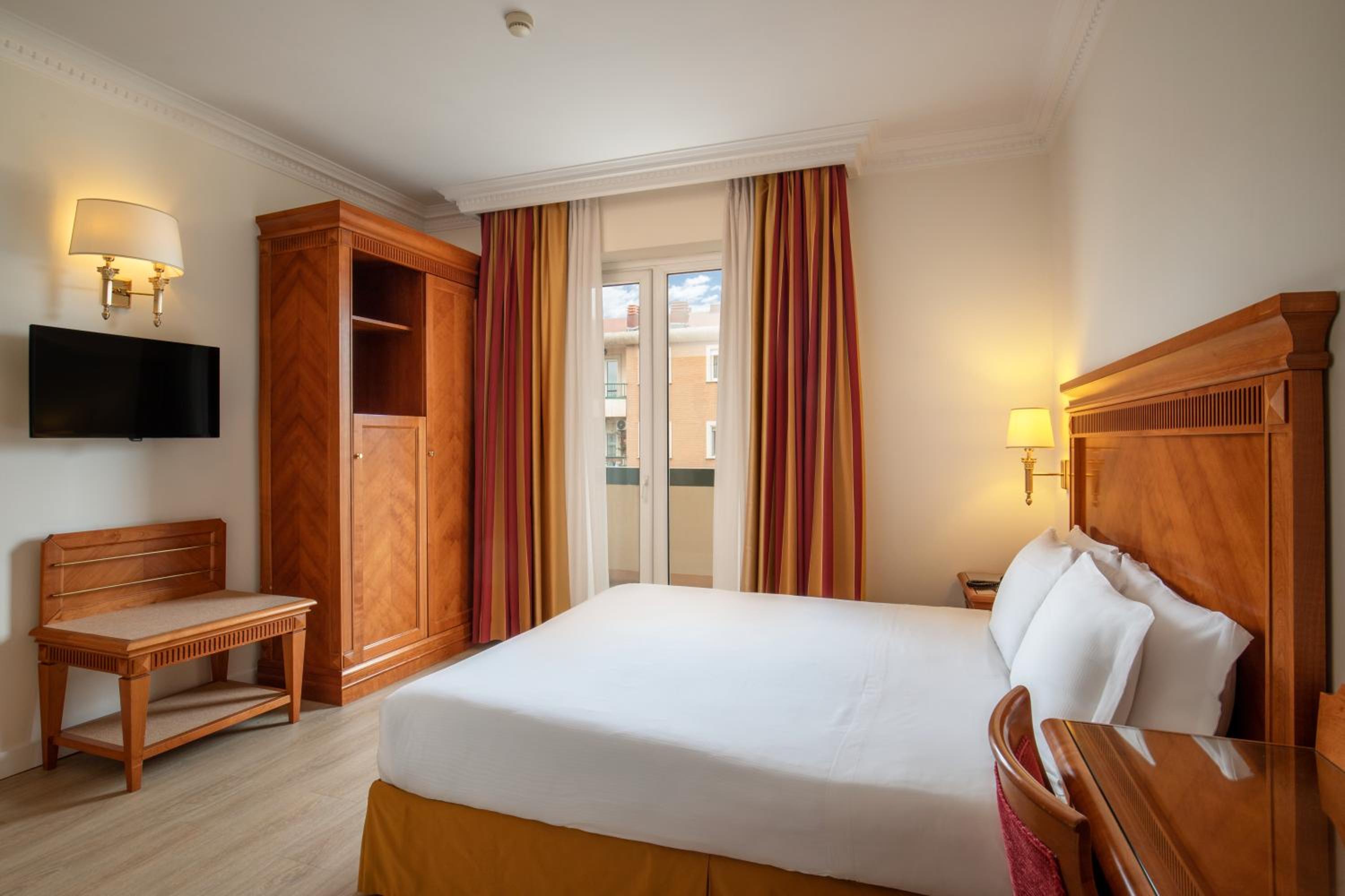 Standard Queen Room - Photo 3