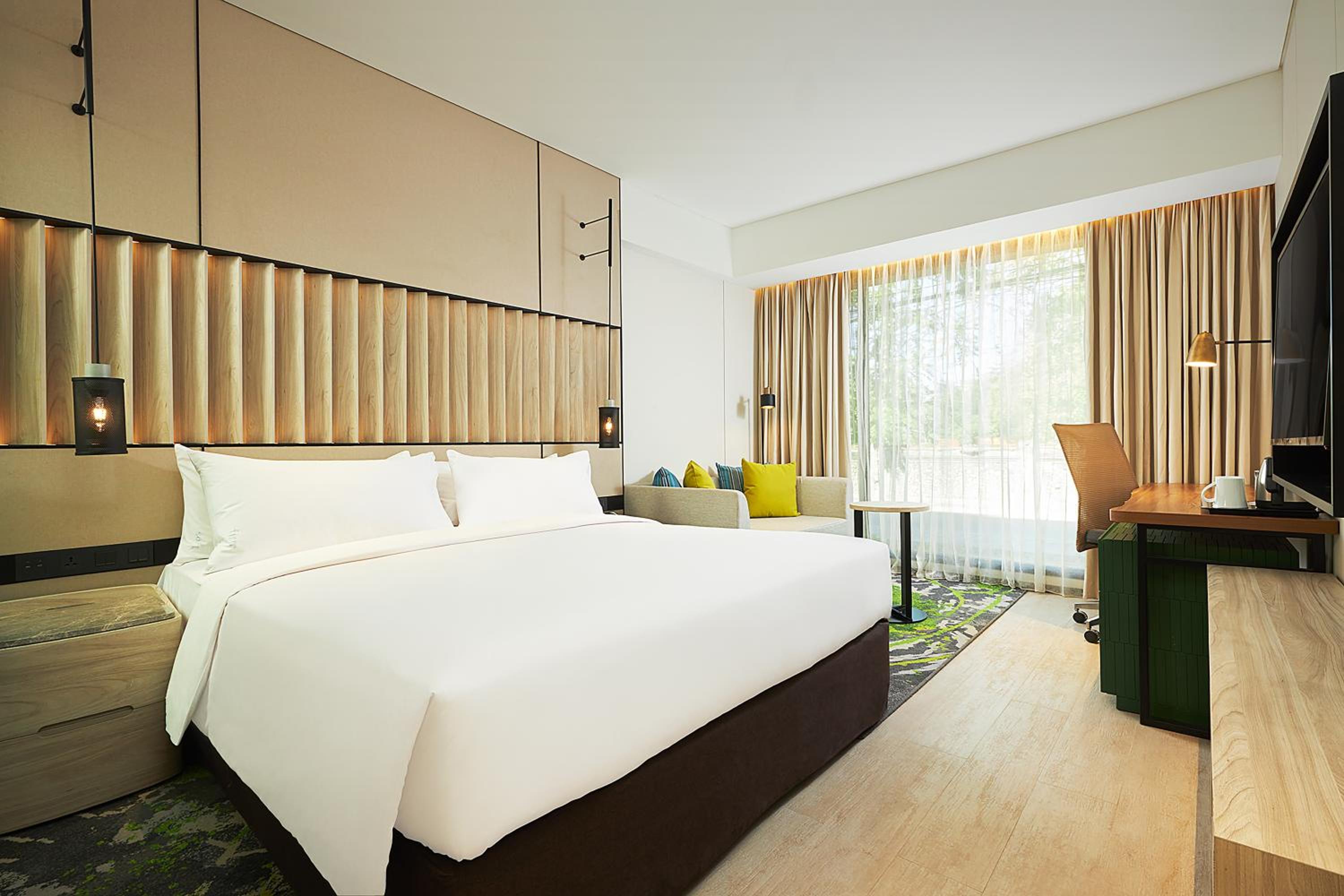 Standard King Room - Photo 4