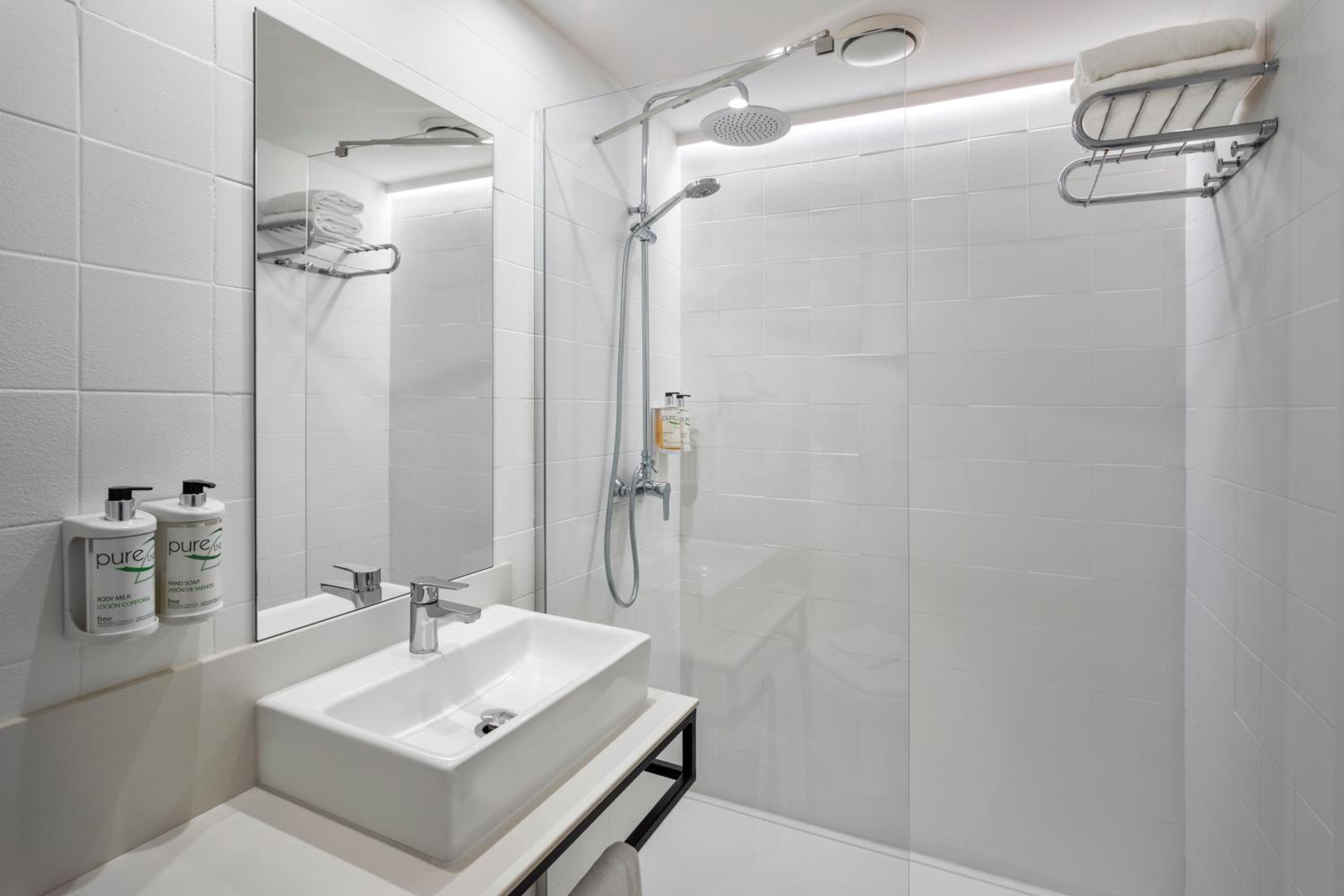 Superior Double Room - Photo 5
