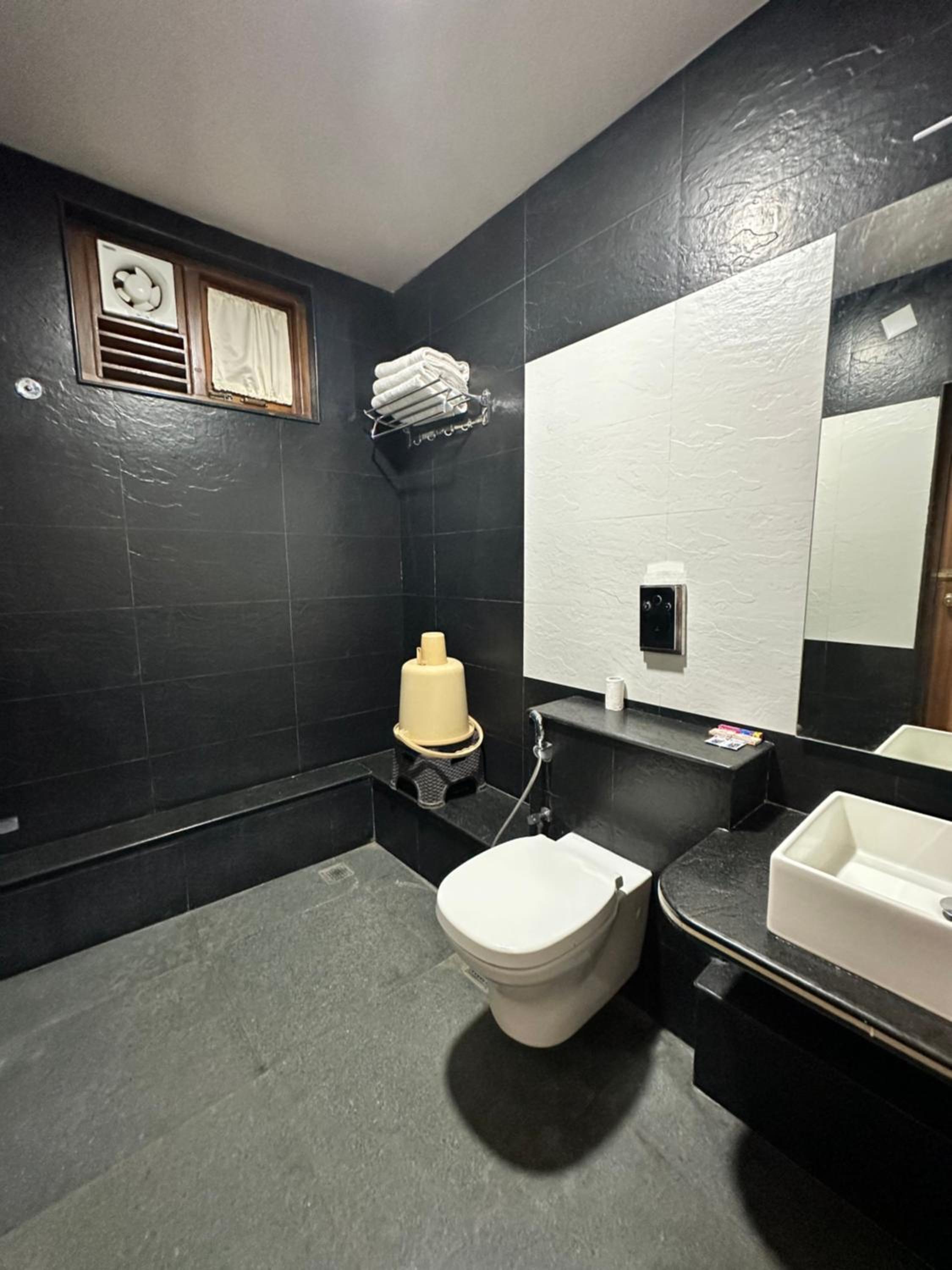 Luxury Quadruple Room - Photo 40