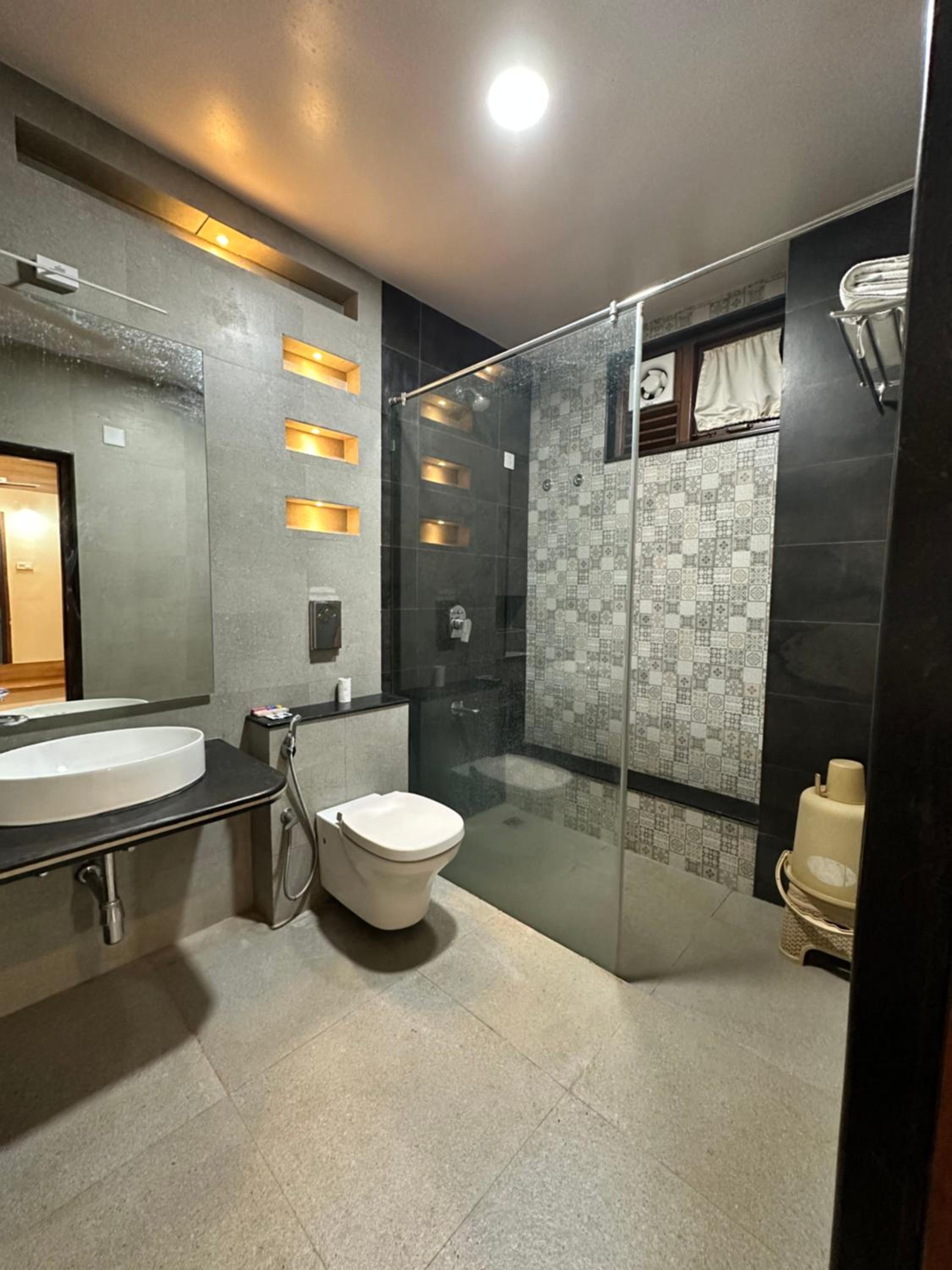 Deluxe Triple Room - Photo 22