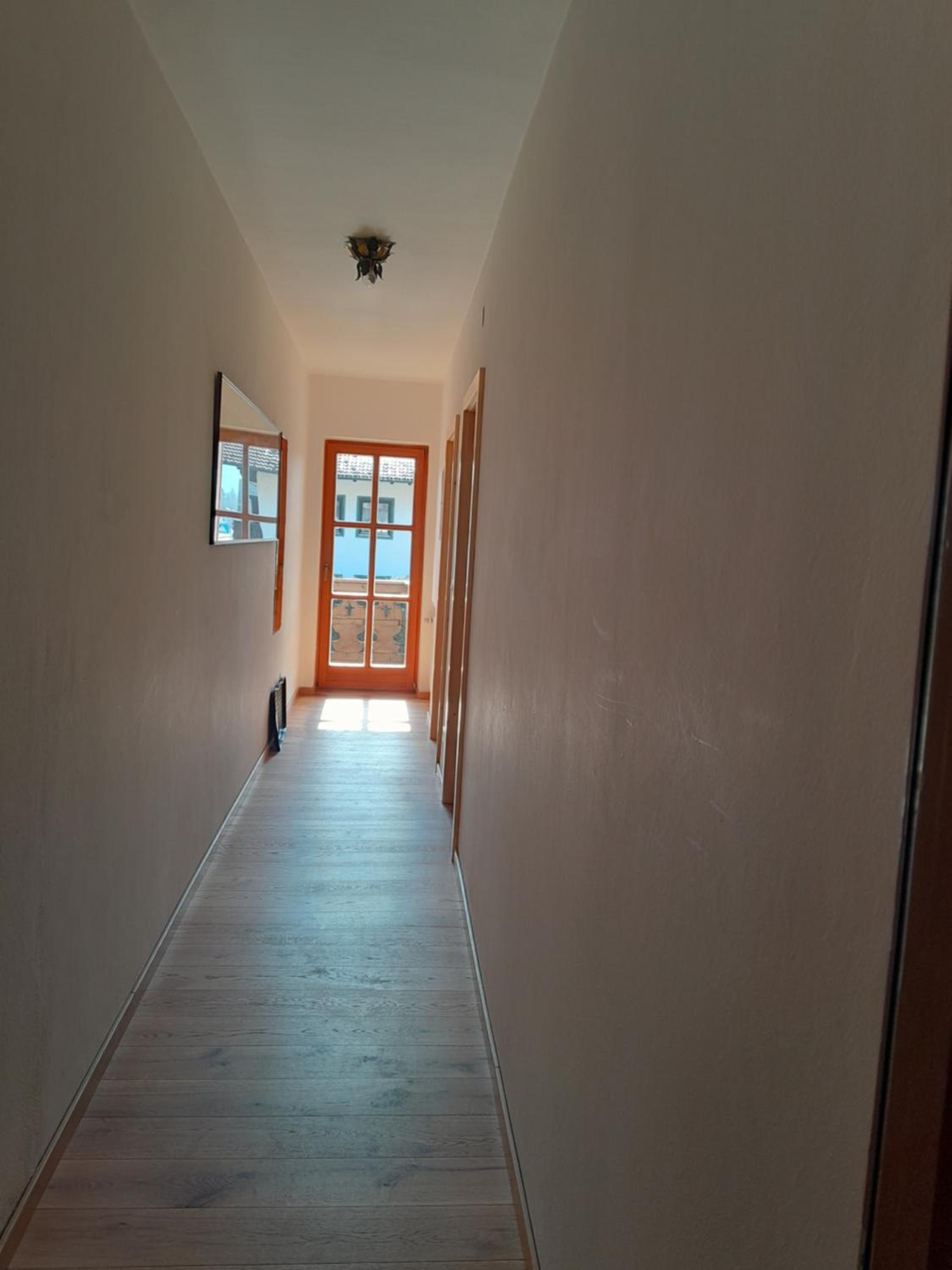 One-Bedroom Apartment (Street Side) photo 2