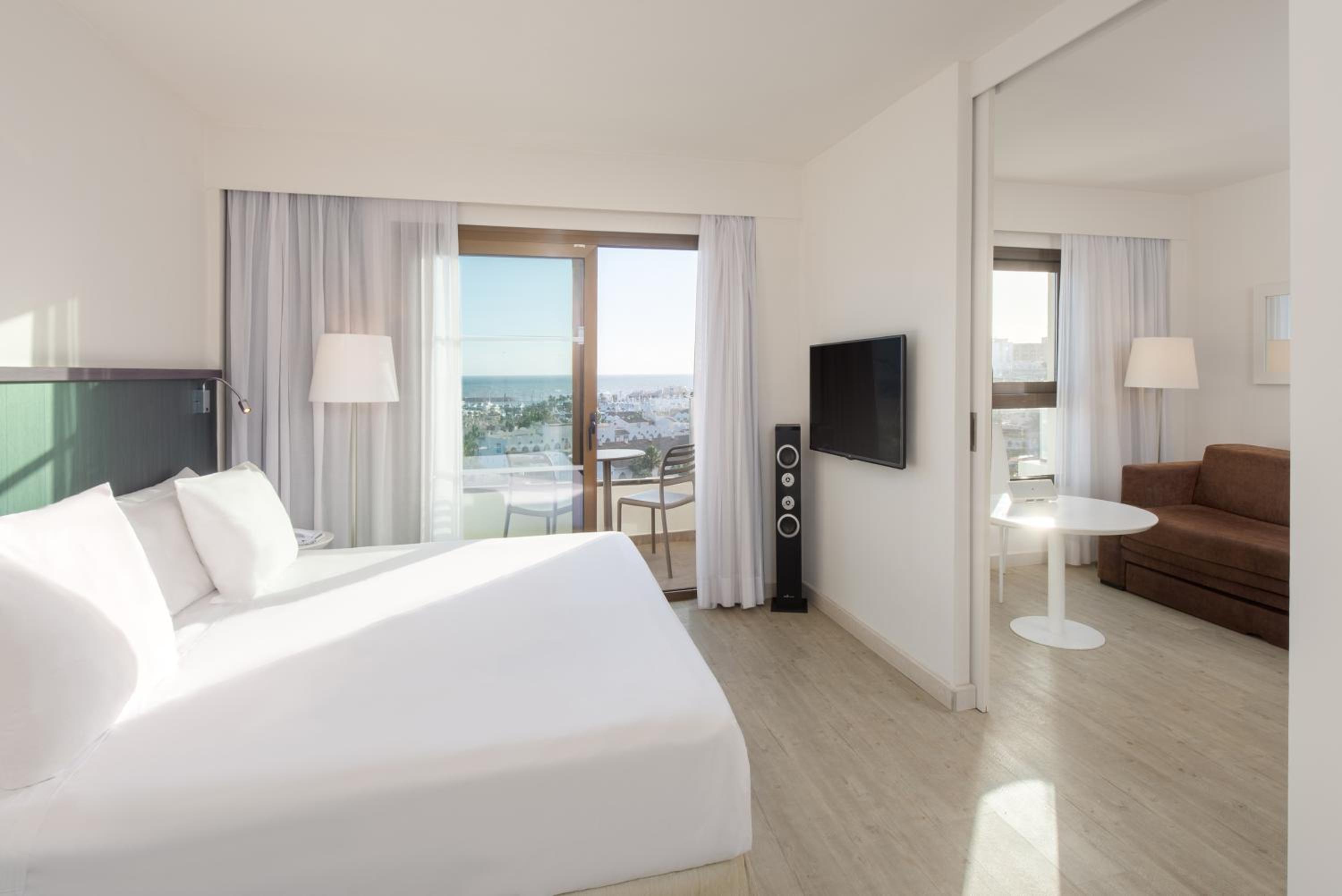 Suite con Vista a la Marina y al Mar