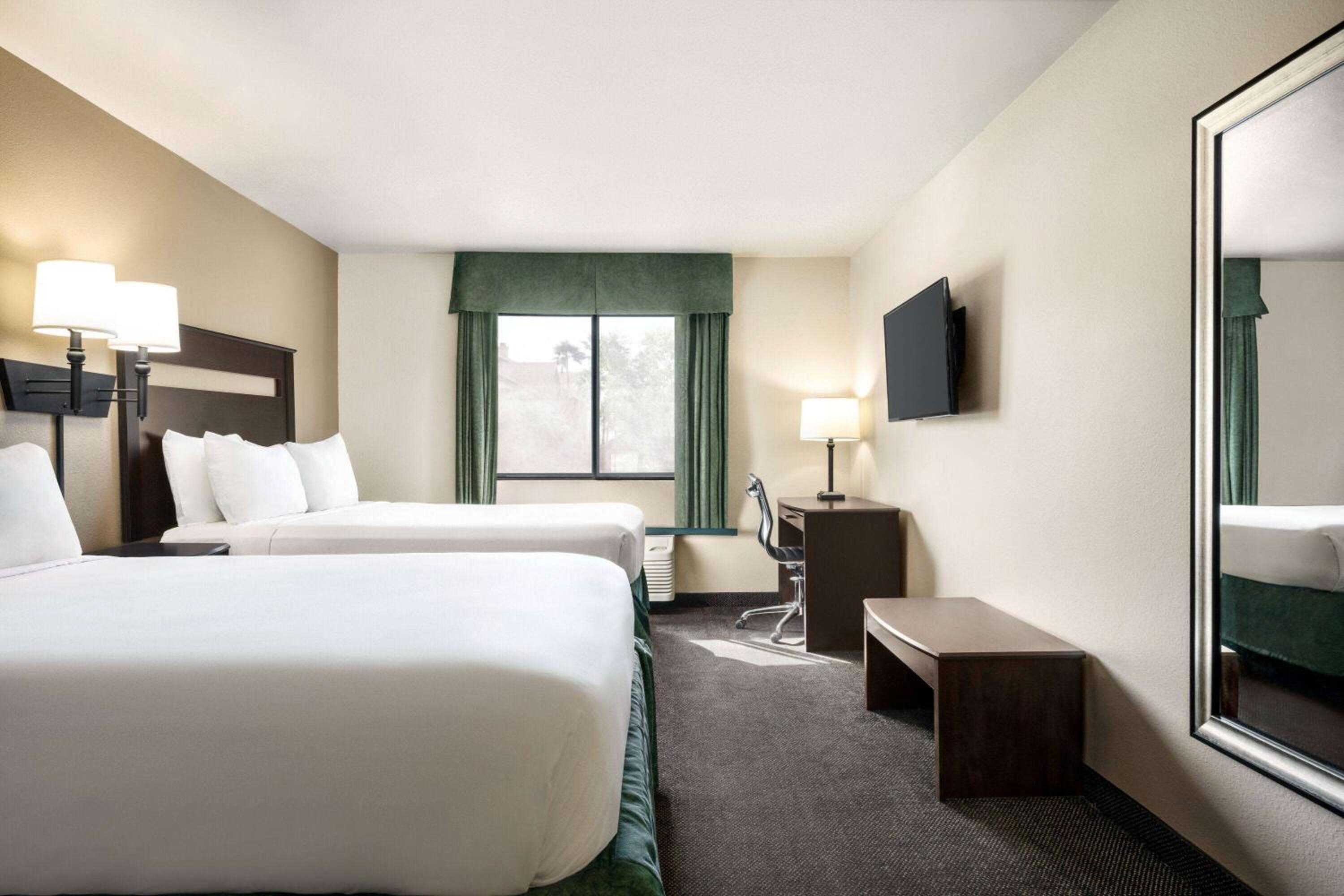 Queen Room with Two Queen Beds - Non-Smoking