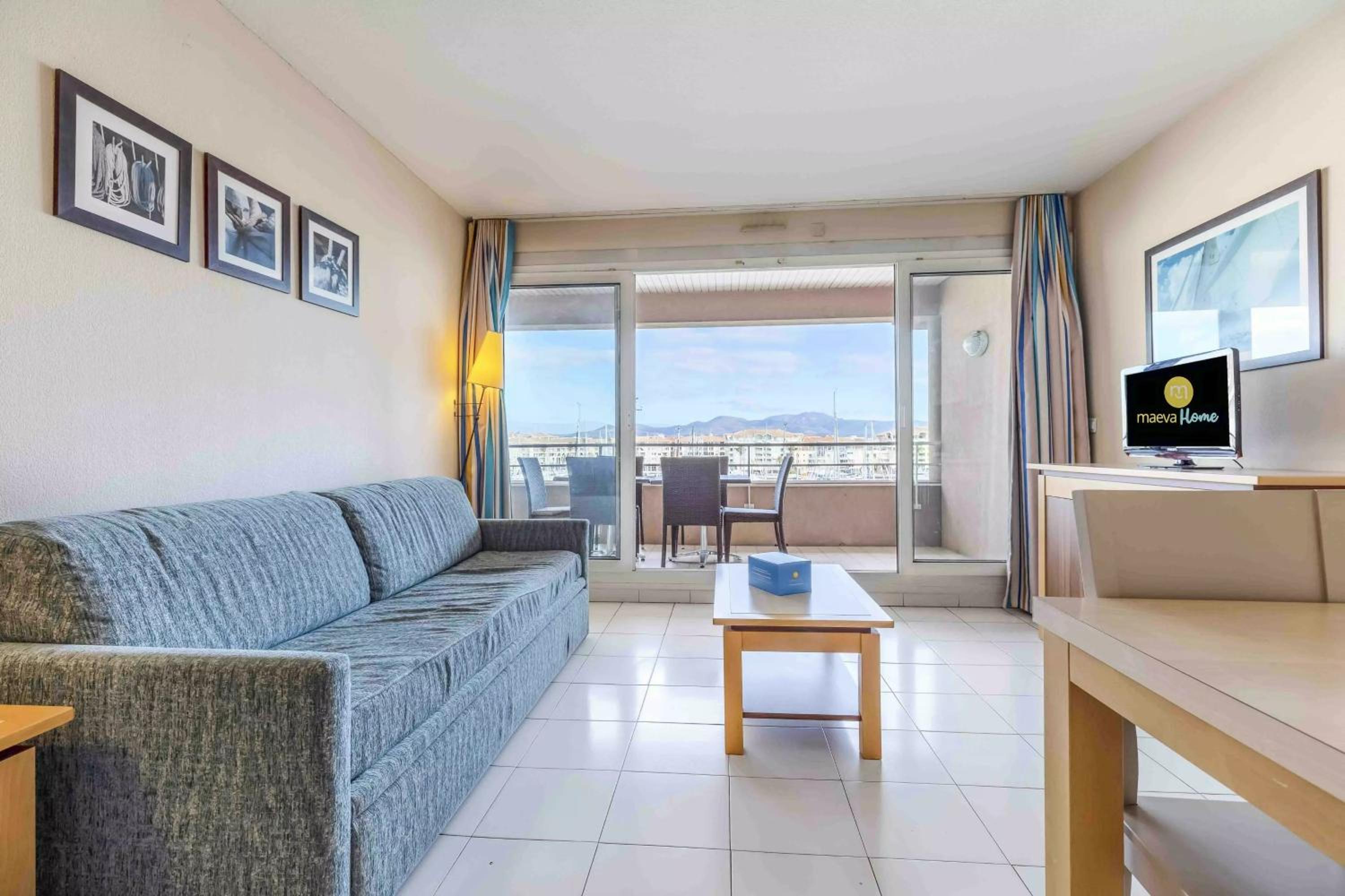 Select Two-Bedroom Apartment (6 People)