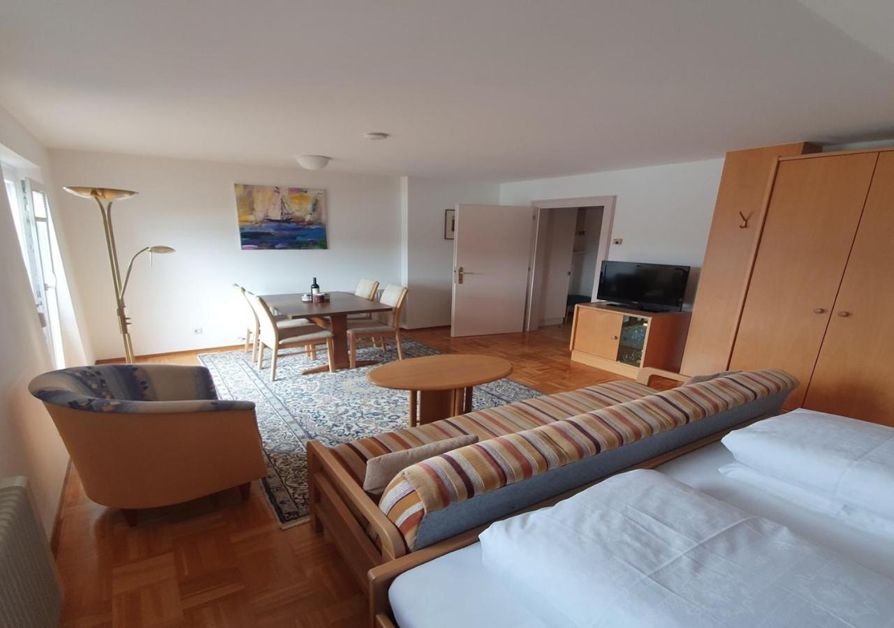 Apartment with Lake View photo 1