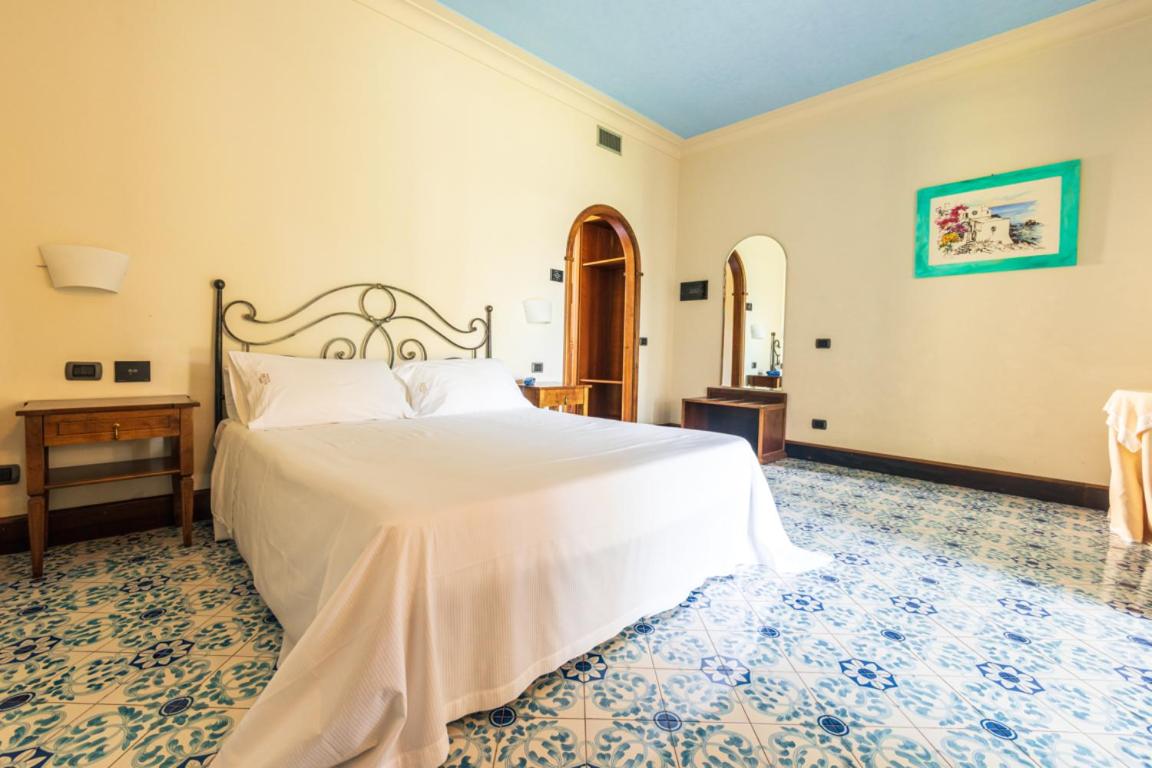 Comfort Double or Twin Room with garden view