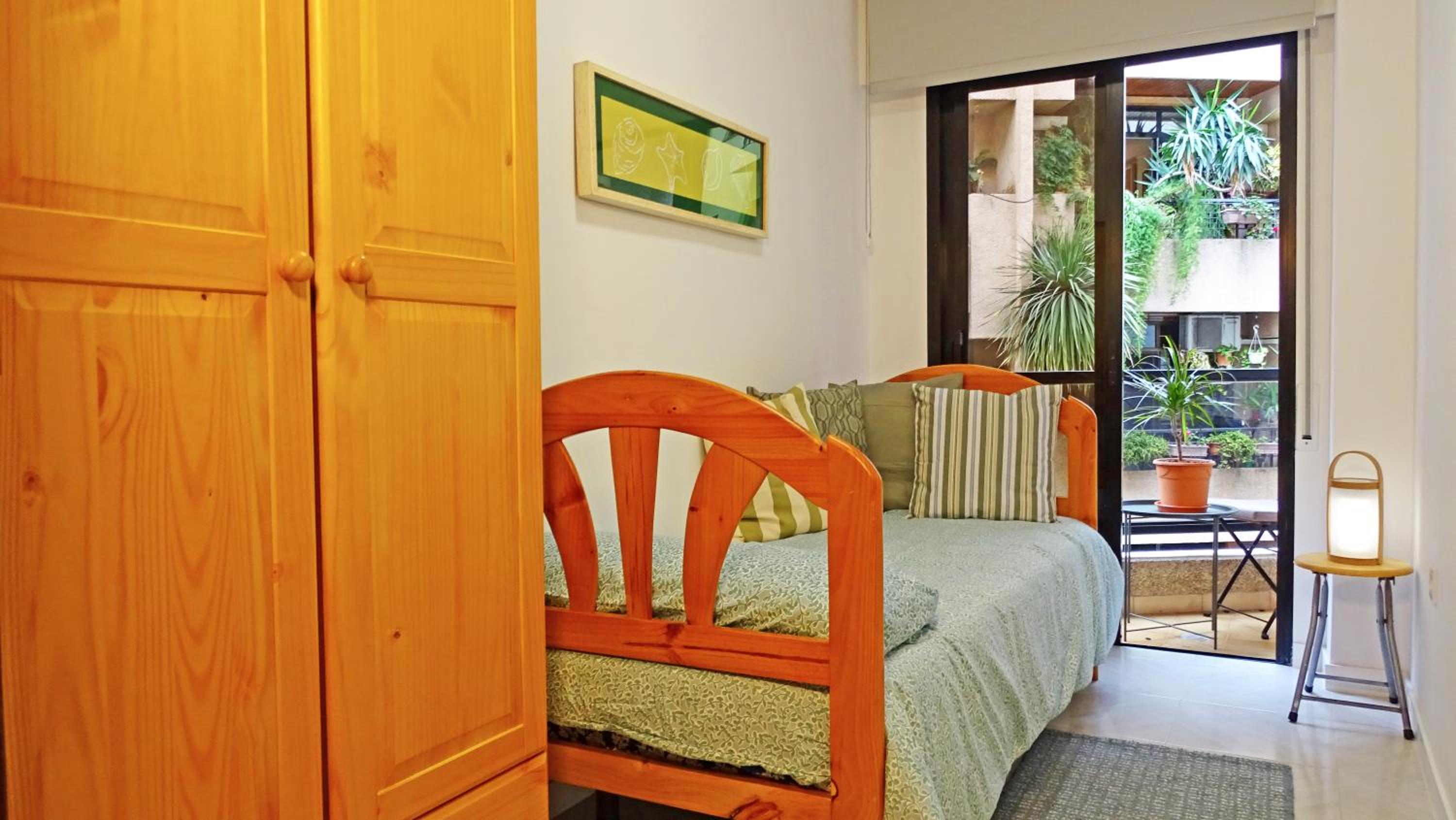 Apartamento con Balcón