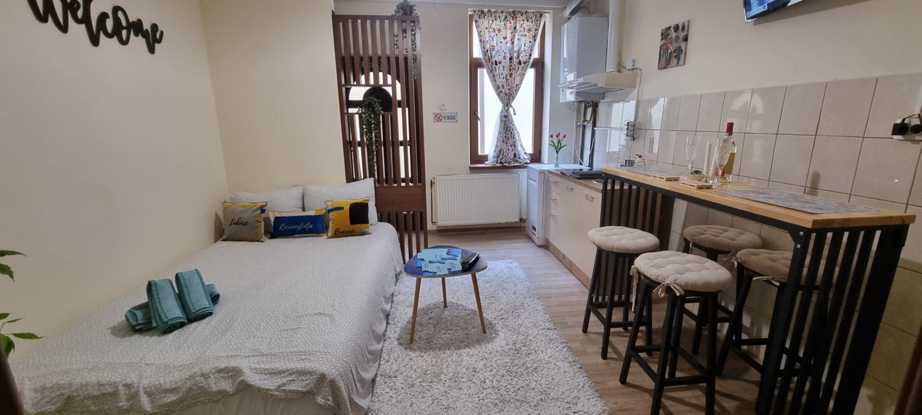 One-Bedroom Apartment - Photo 36