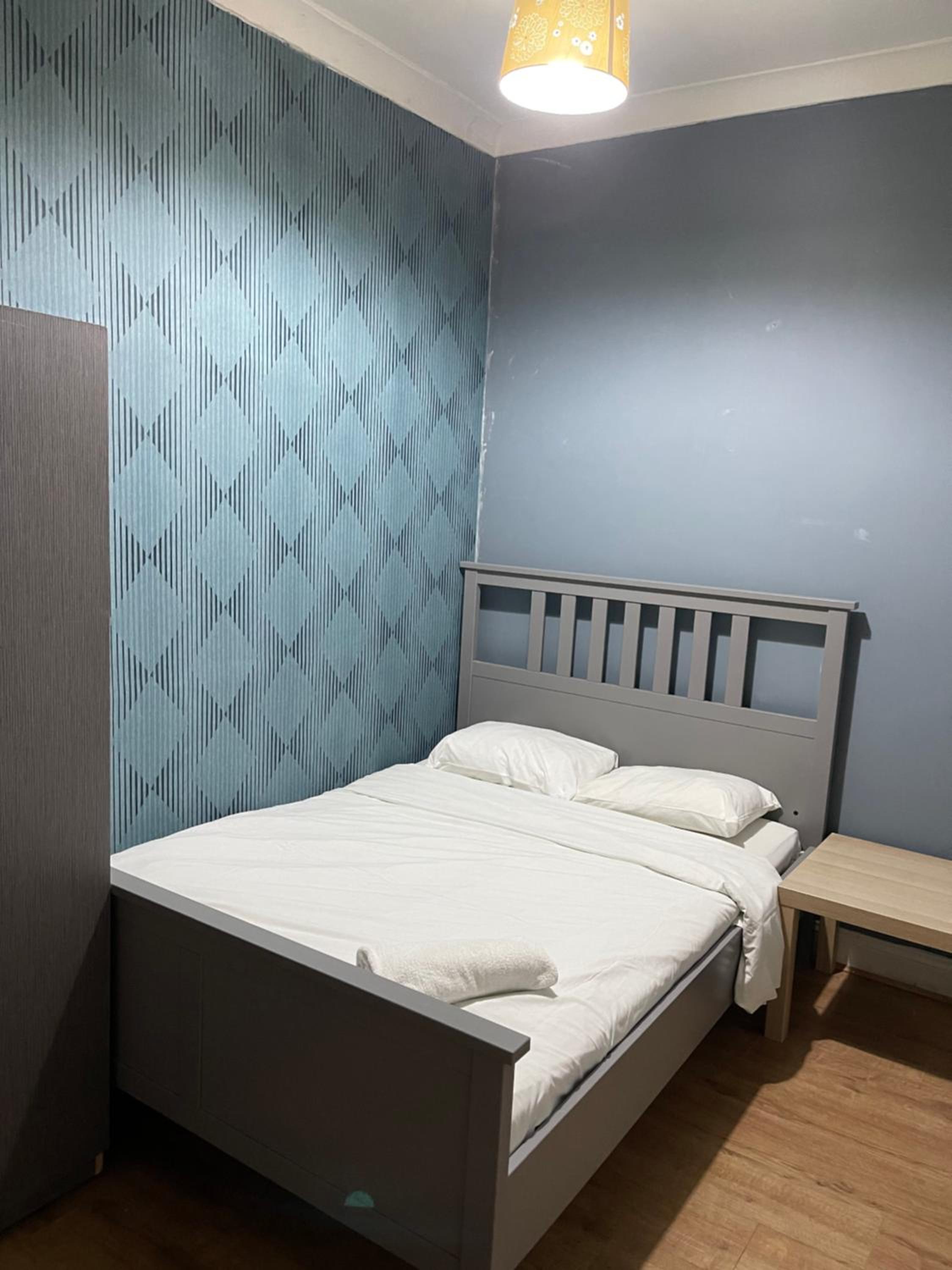 Double Room with Shared Bathroom photo 2