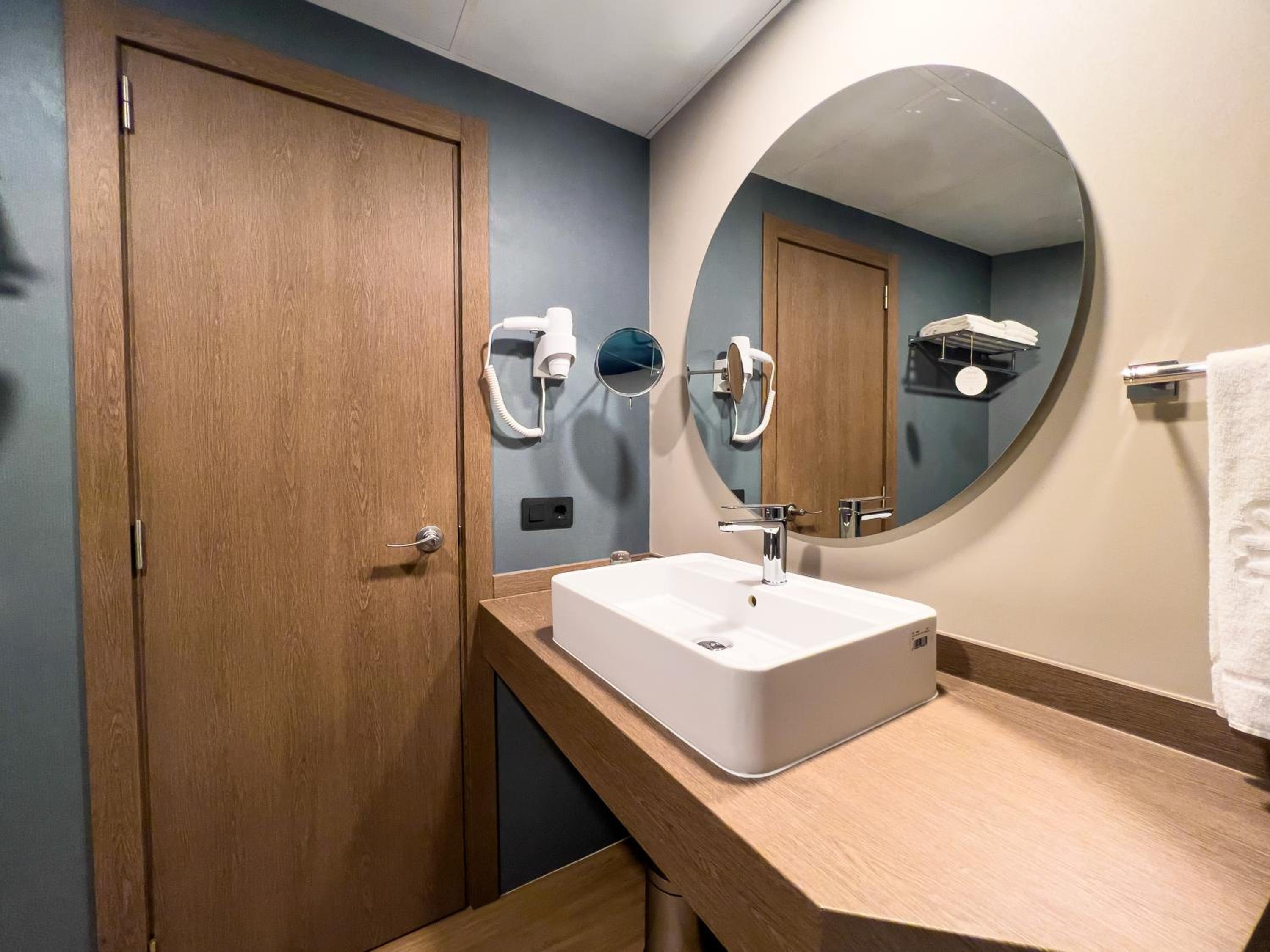 Standard Room (1 Adult) photo 3