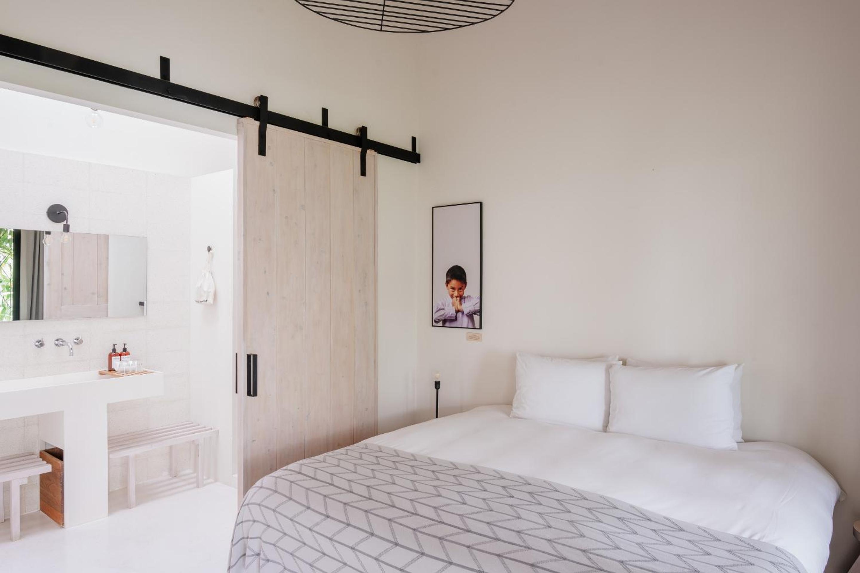 Standard Double or Twin Room with Garden View