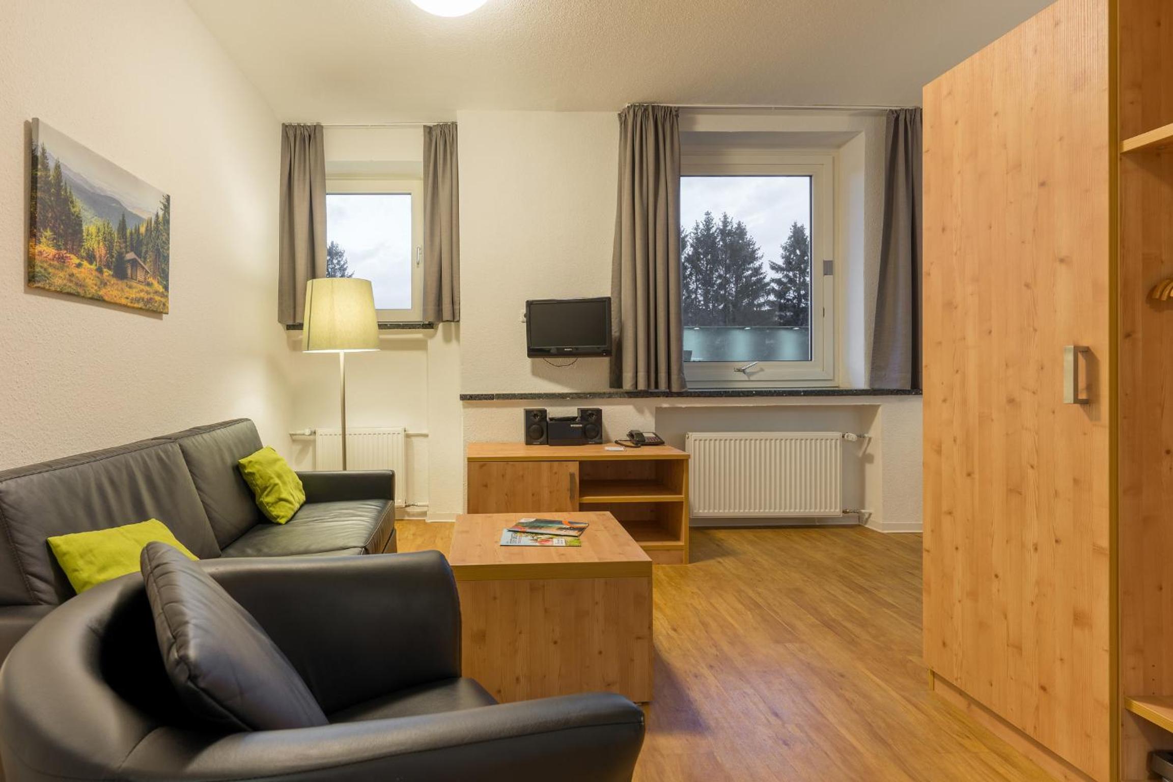 Apartment photo 2