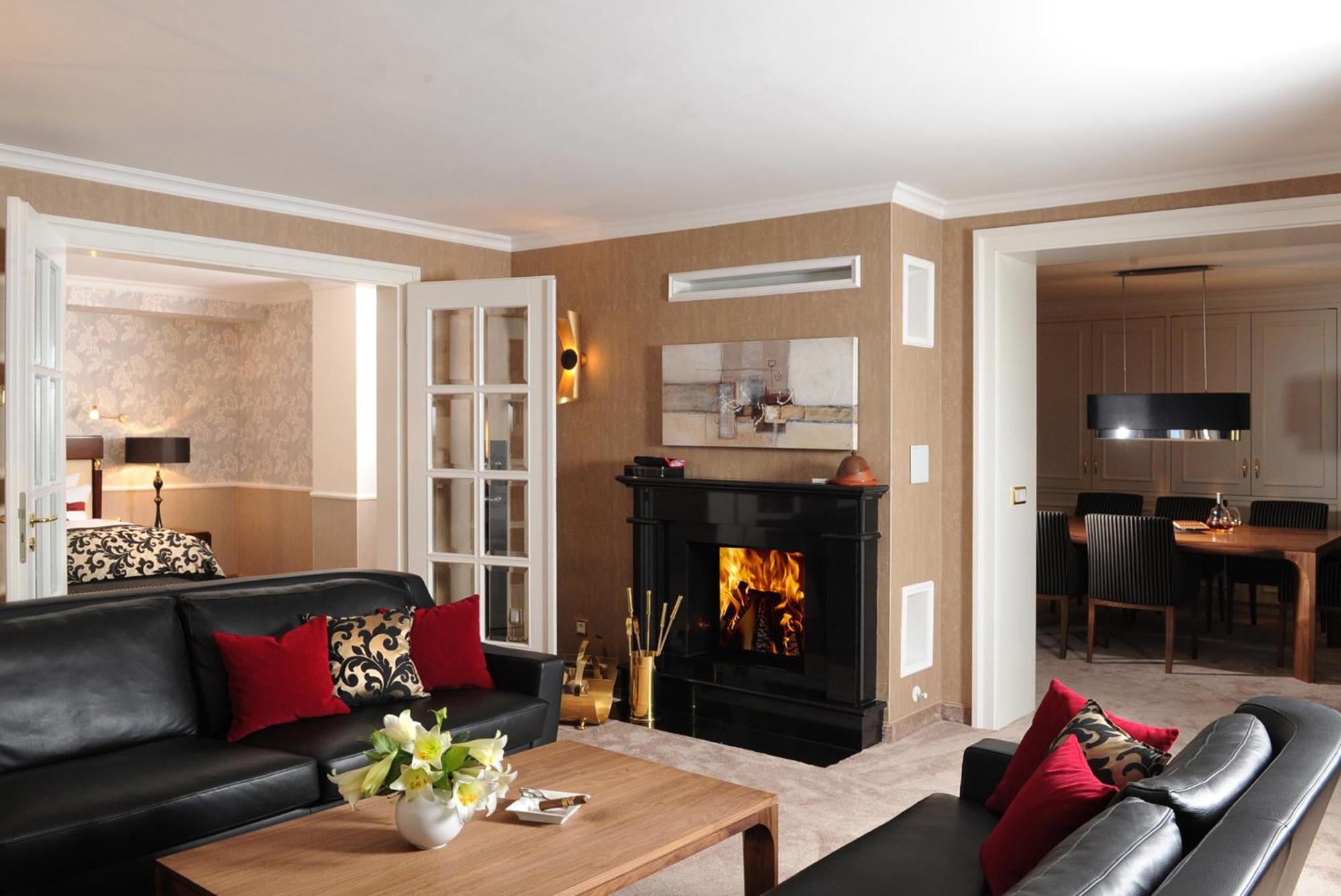 Deluxe Suite - Photo 5