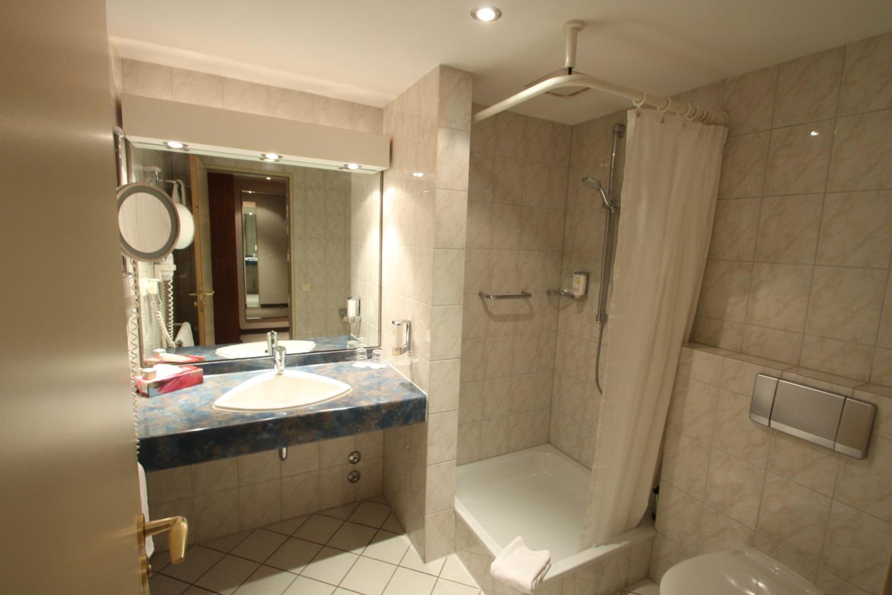 Double Room - Photo 3