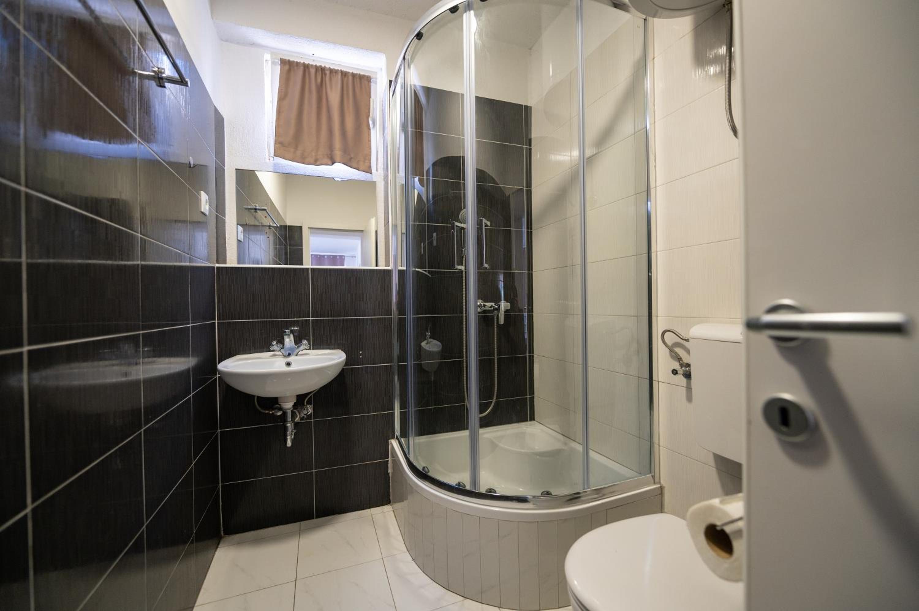Studio Apartment photo 2