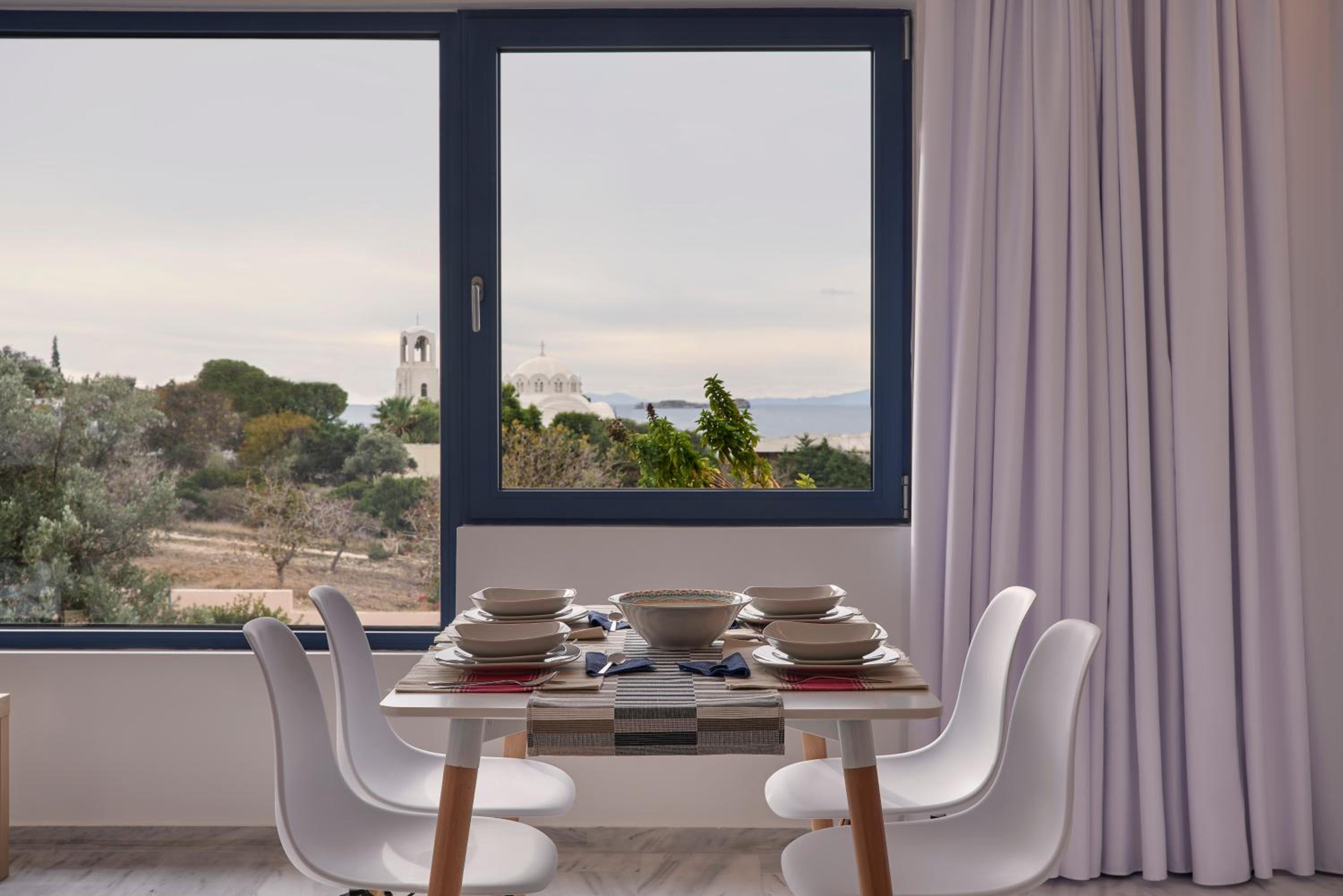 Apartment with Sea View photo 2