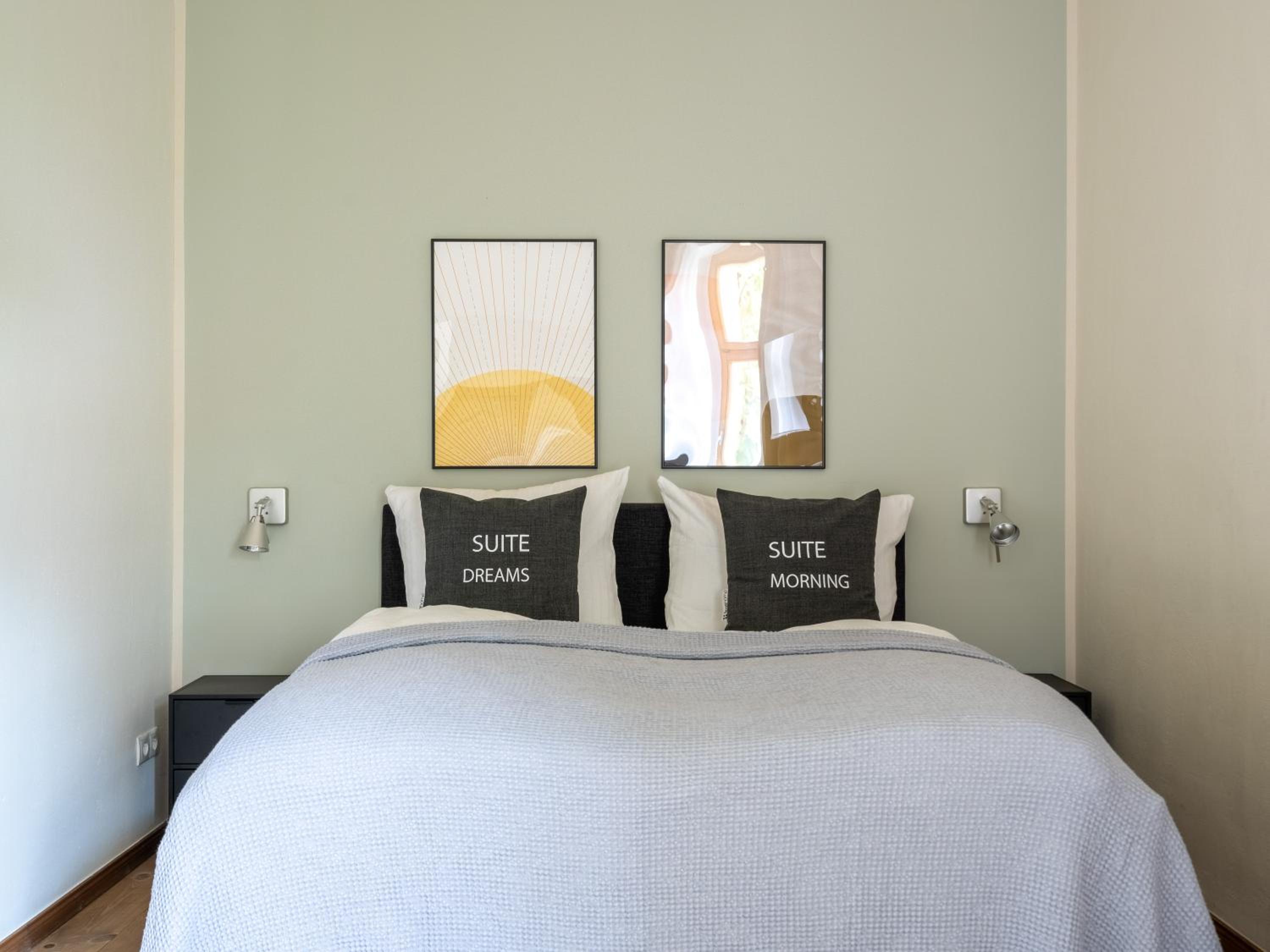 Economy Suite photo 1