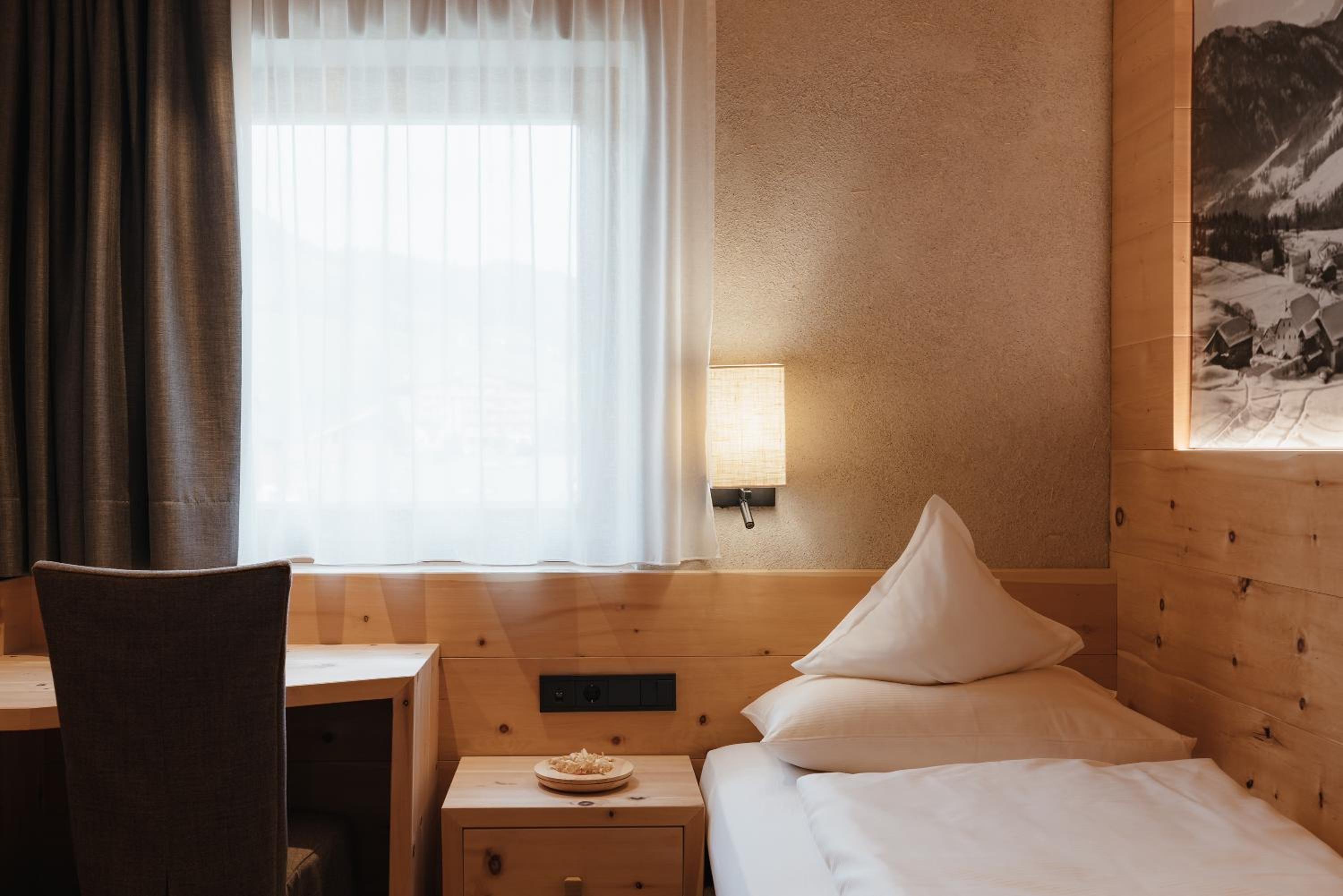 Single Room photo 3