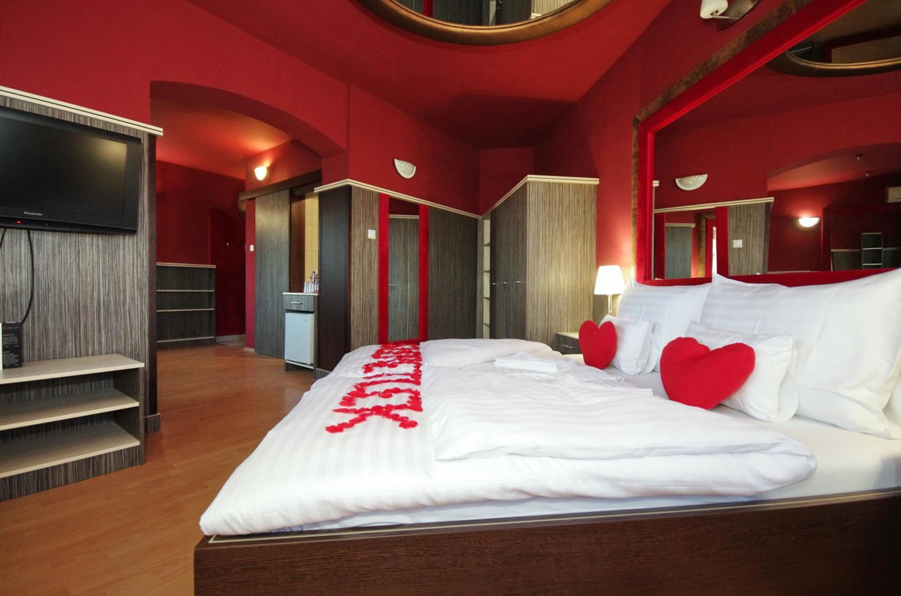 Standard Queen Room photo 2