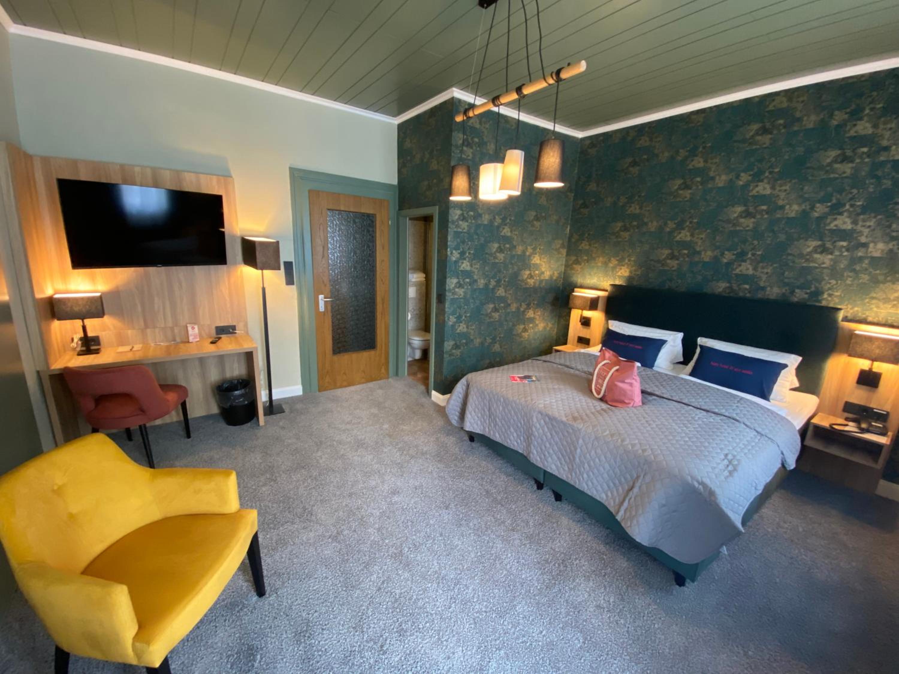 Superior double room Harz Comfort + on the quiet forest side photo 3