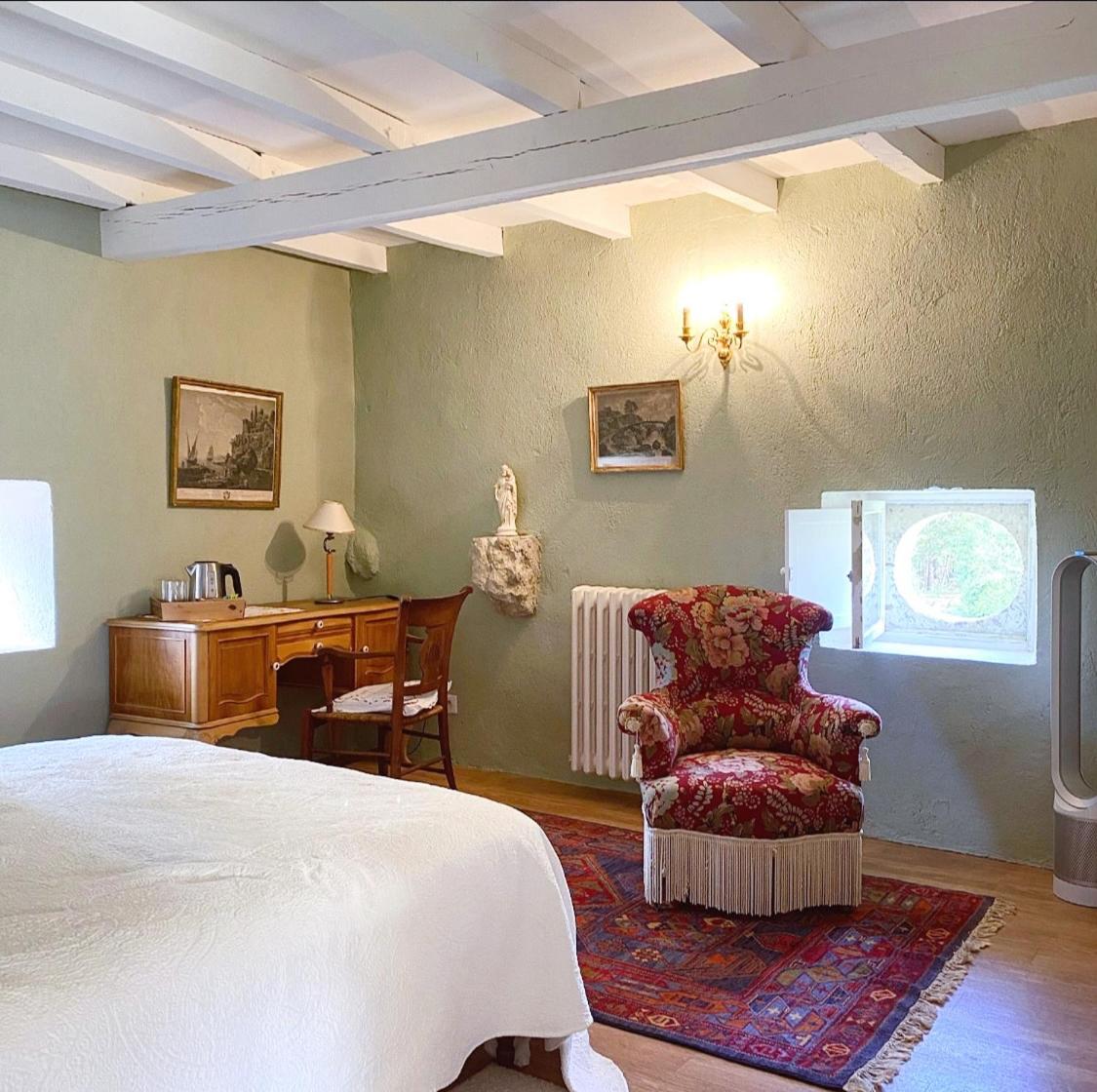 Small Double Room photo 1