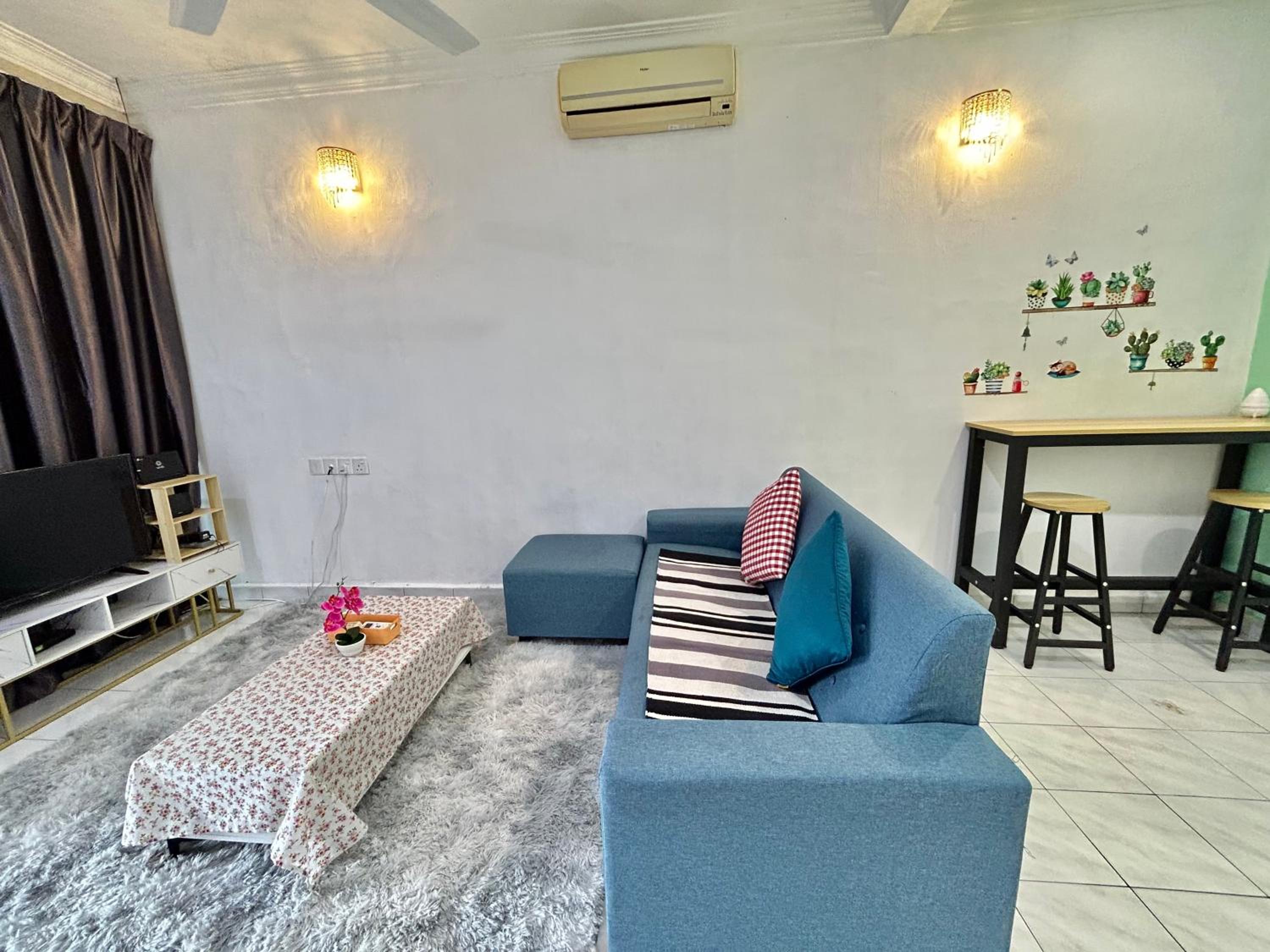Two-Bedroom House photo 1
