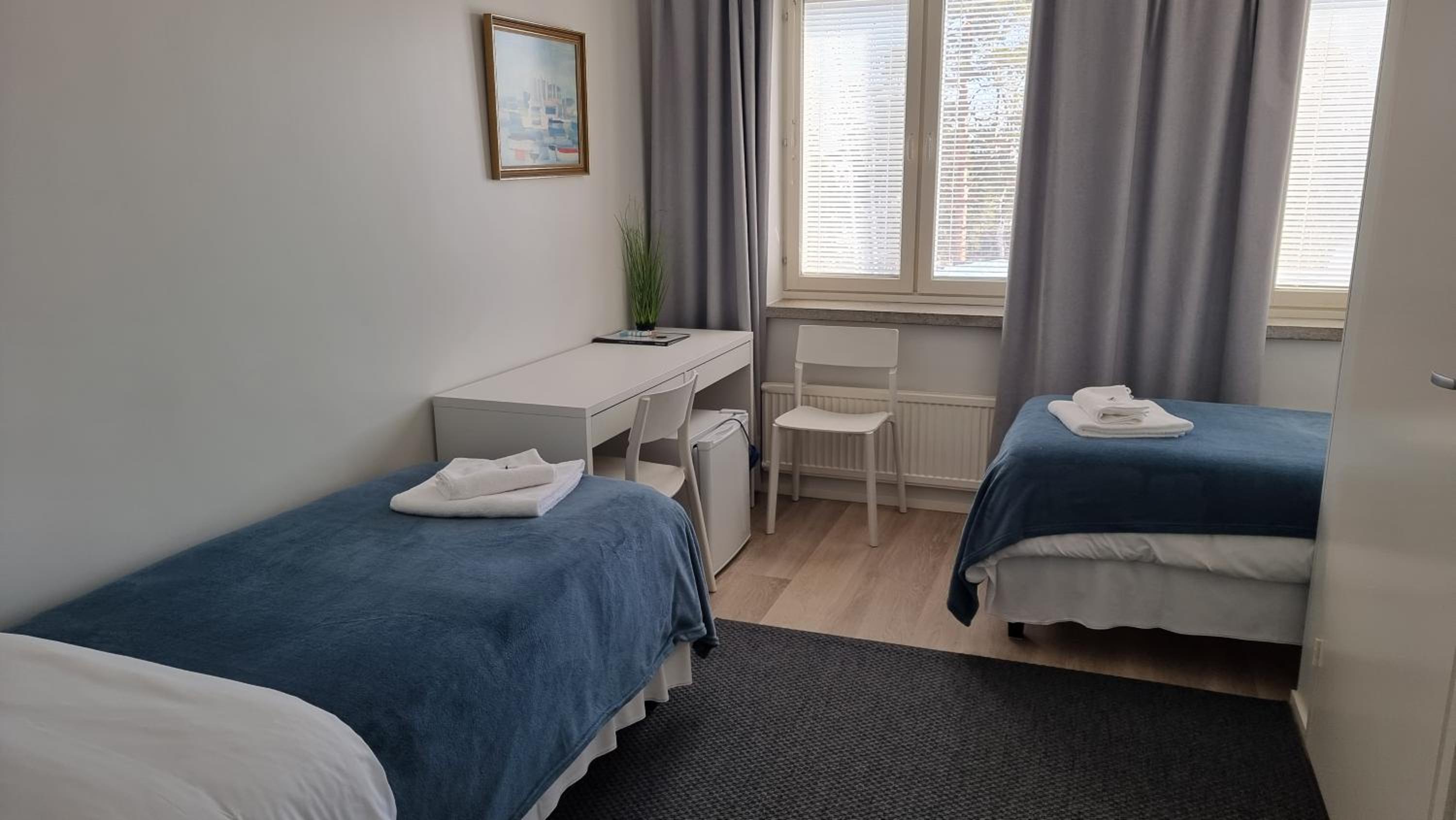 Twin Room - Photo 15