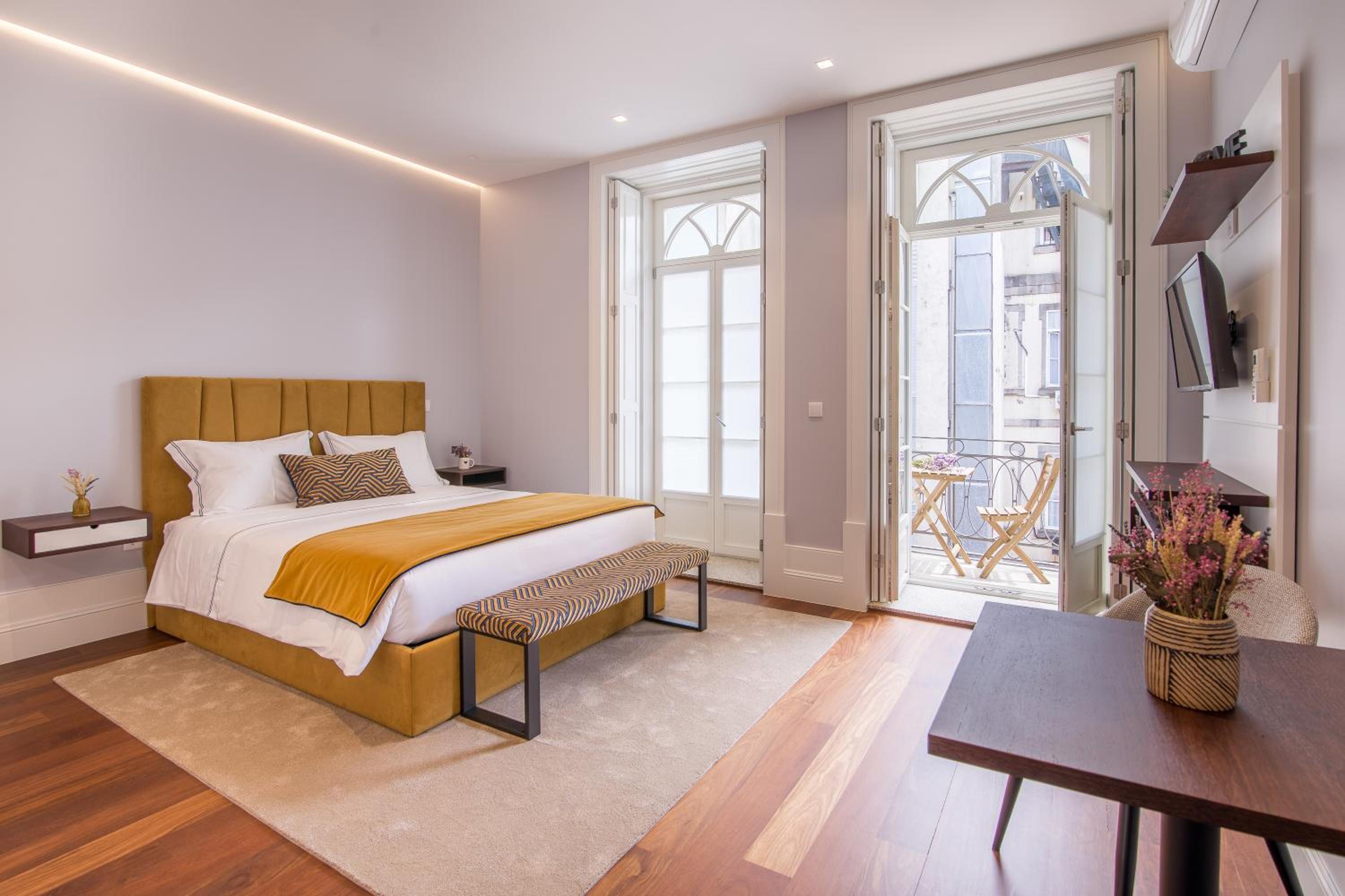 Apartment with Balcony