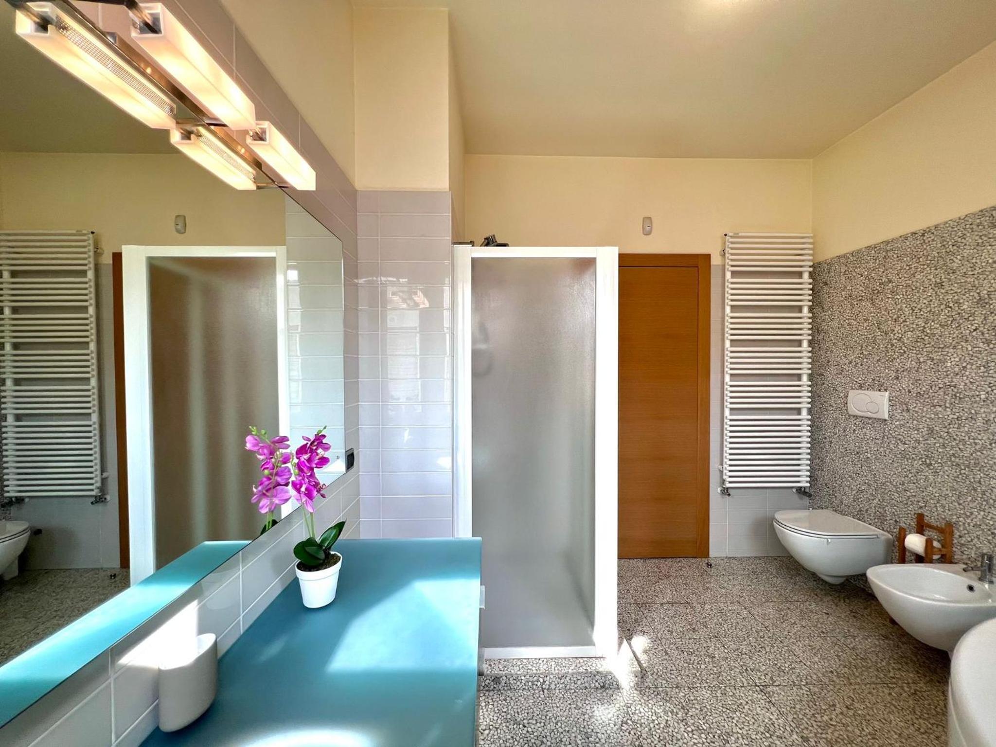 Triple Room with Shared Bathroom photo 3