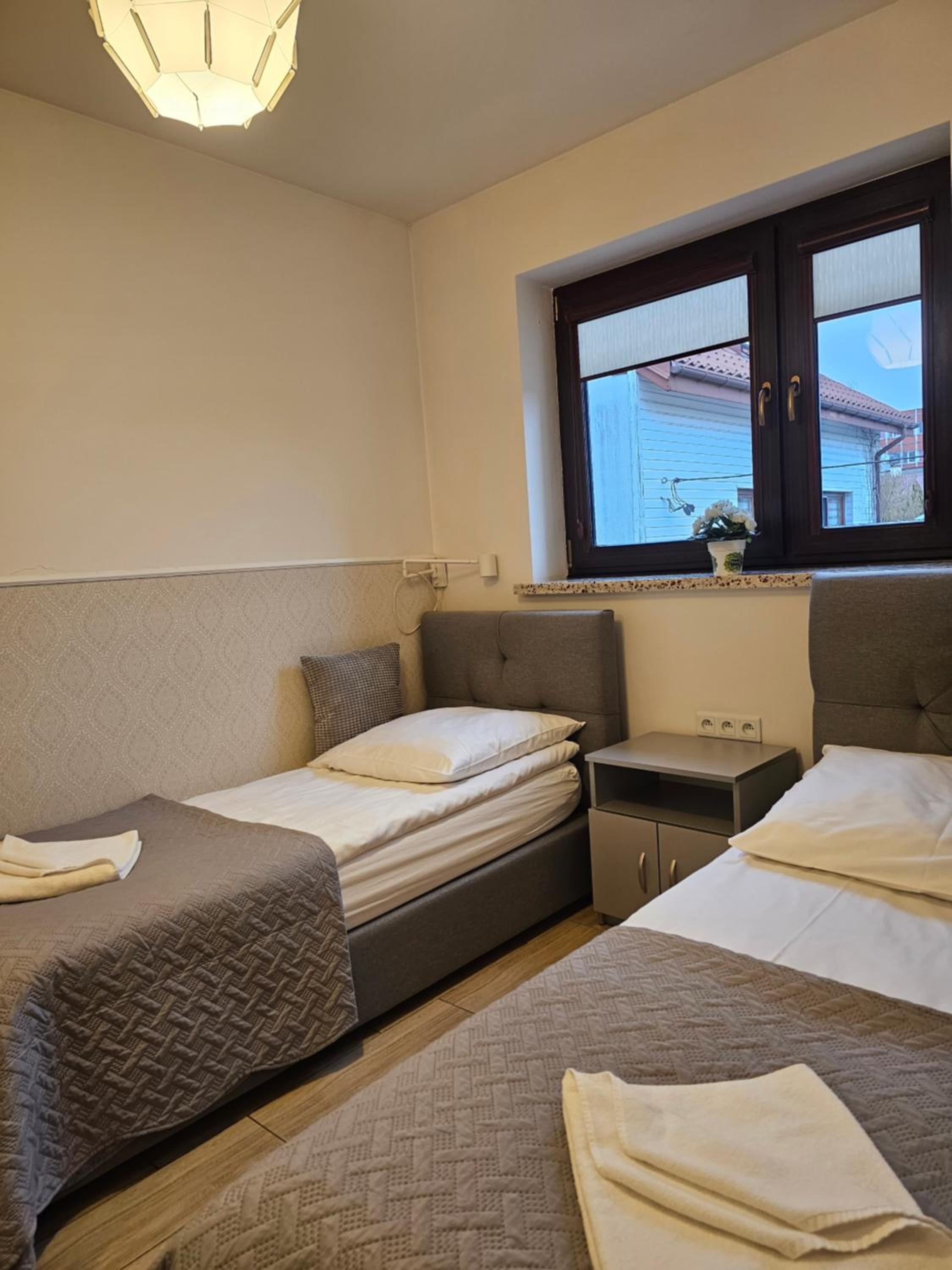 Twin Room - Photo 1