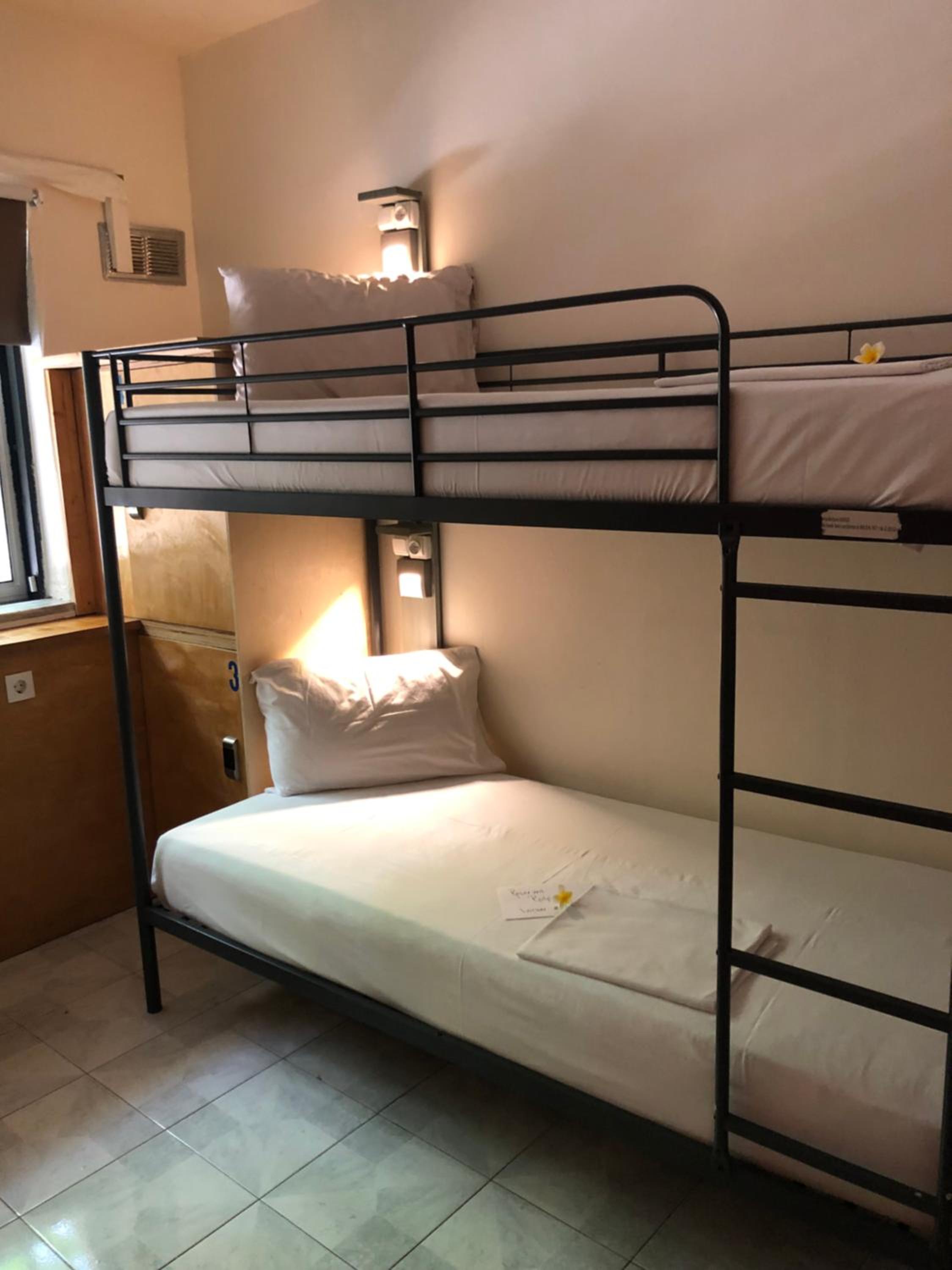Bed in 4-Bed Mixed Dormitory Room photo 1