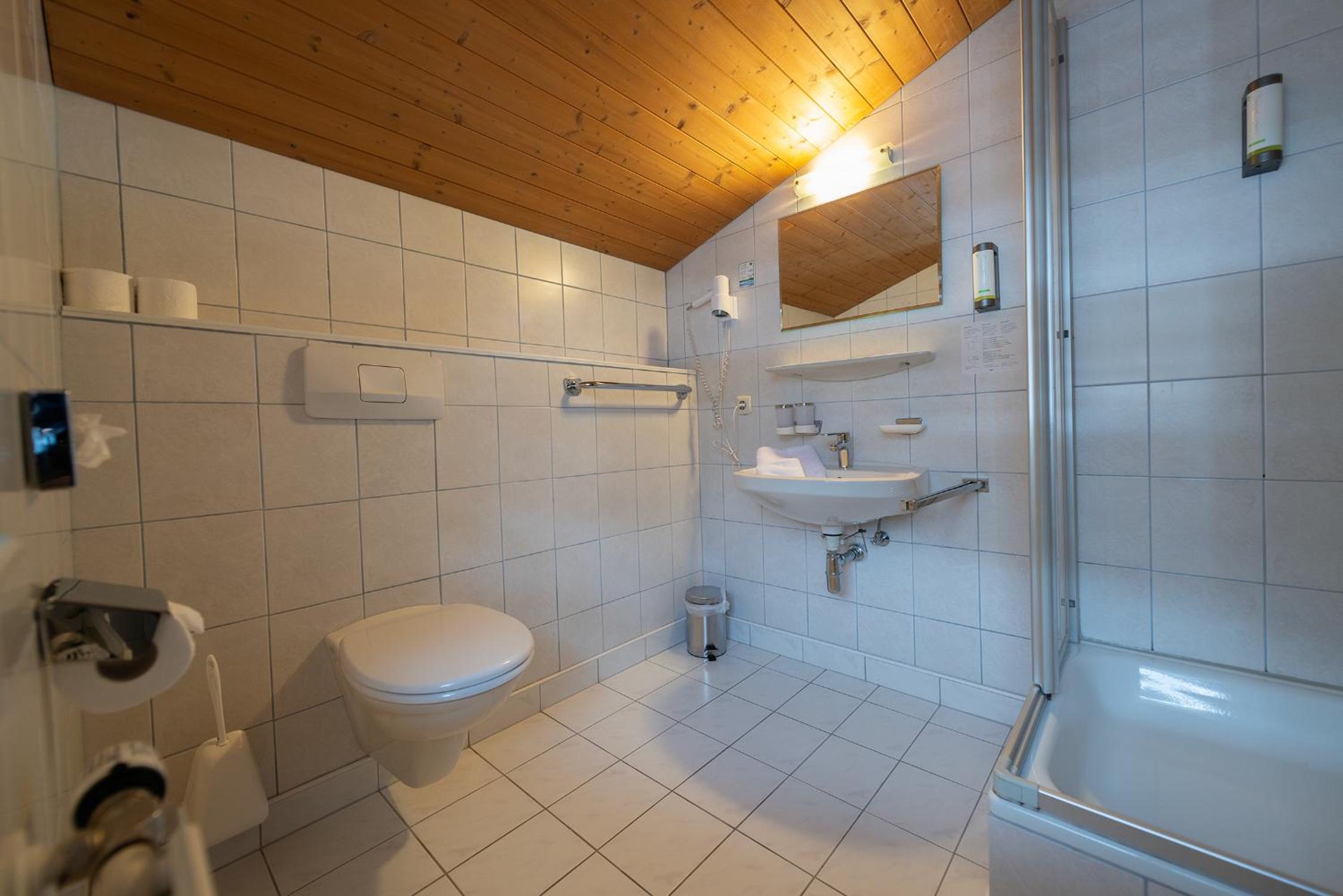 Single Room with Shower photo 3