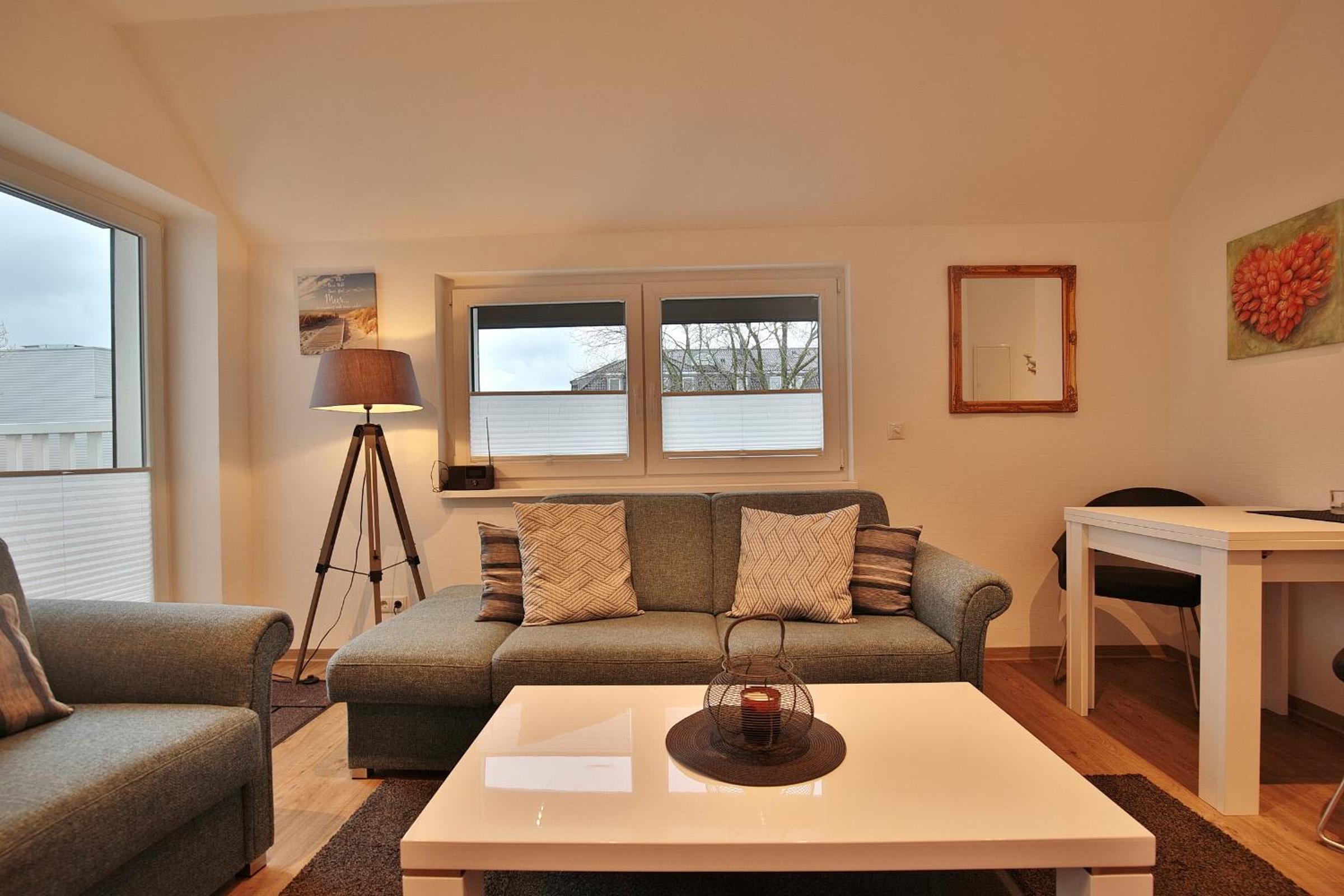 Apartment with Balcony photo 1
