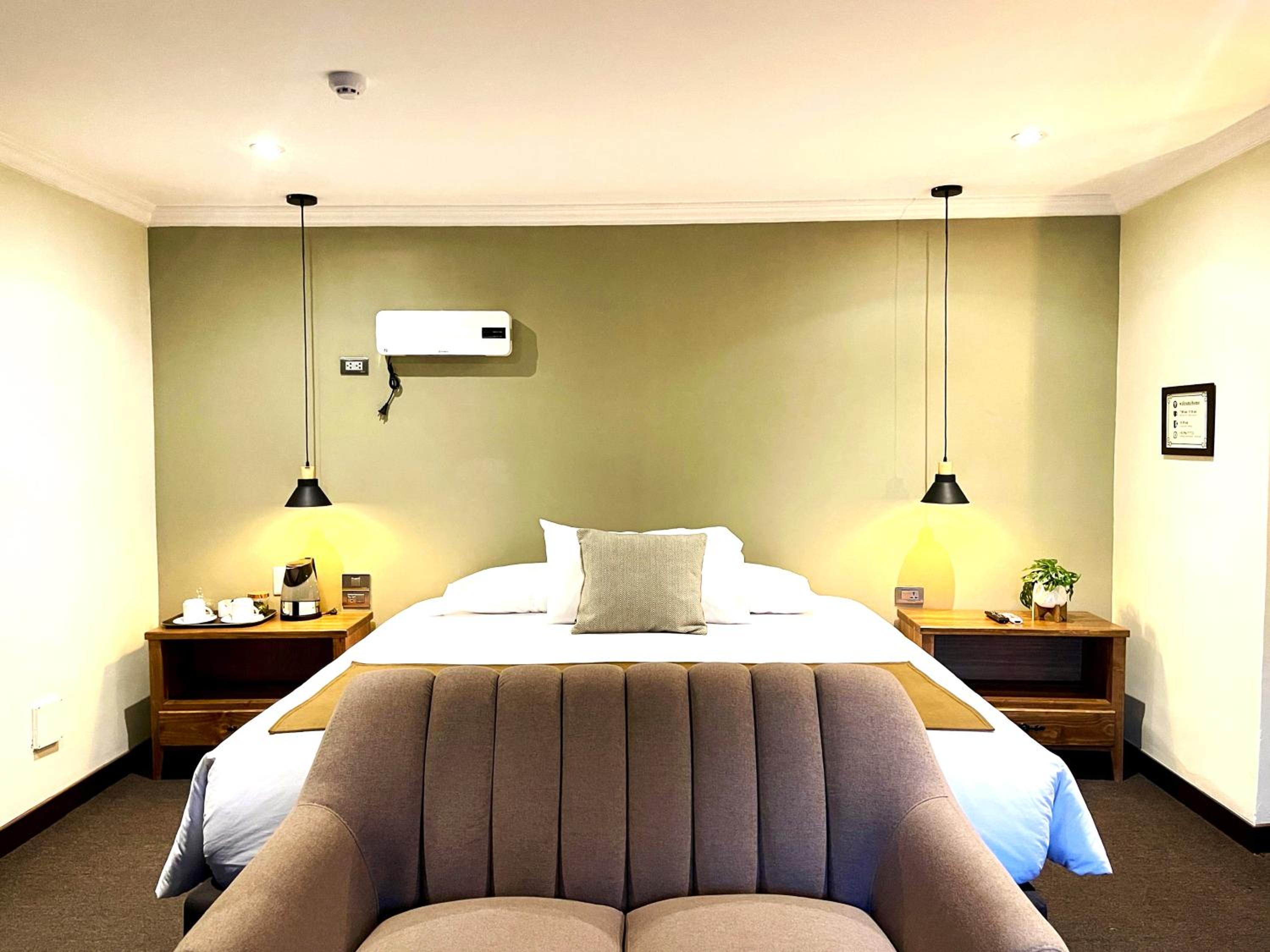 King Room