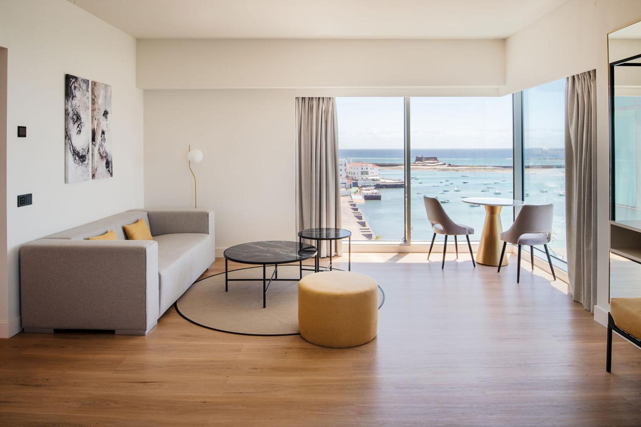Suite with Sea View - Photo 1