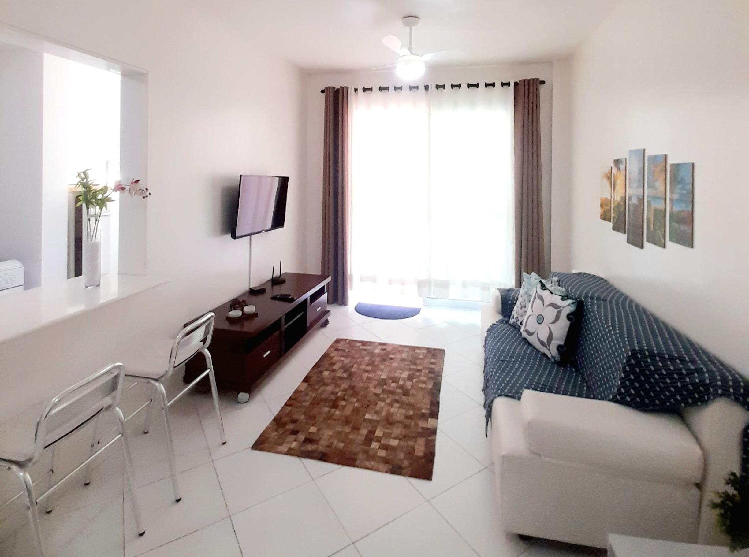 Apartment with Balcony - Photo 7