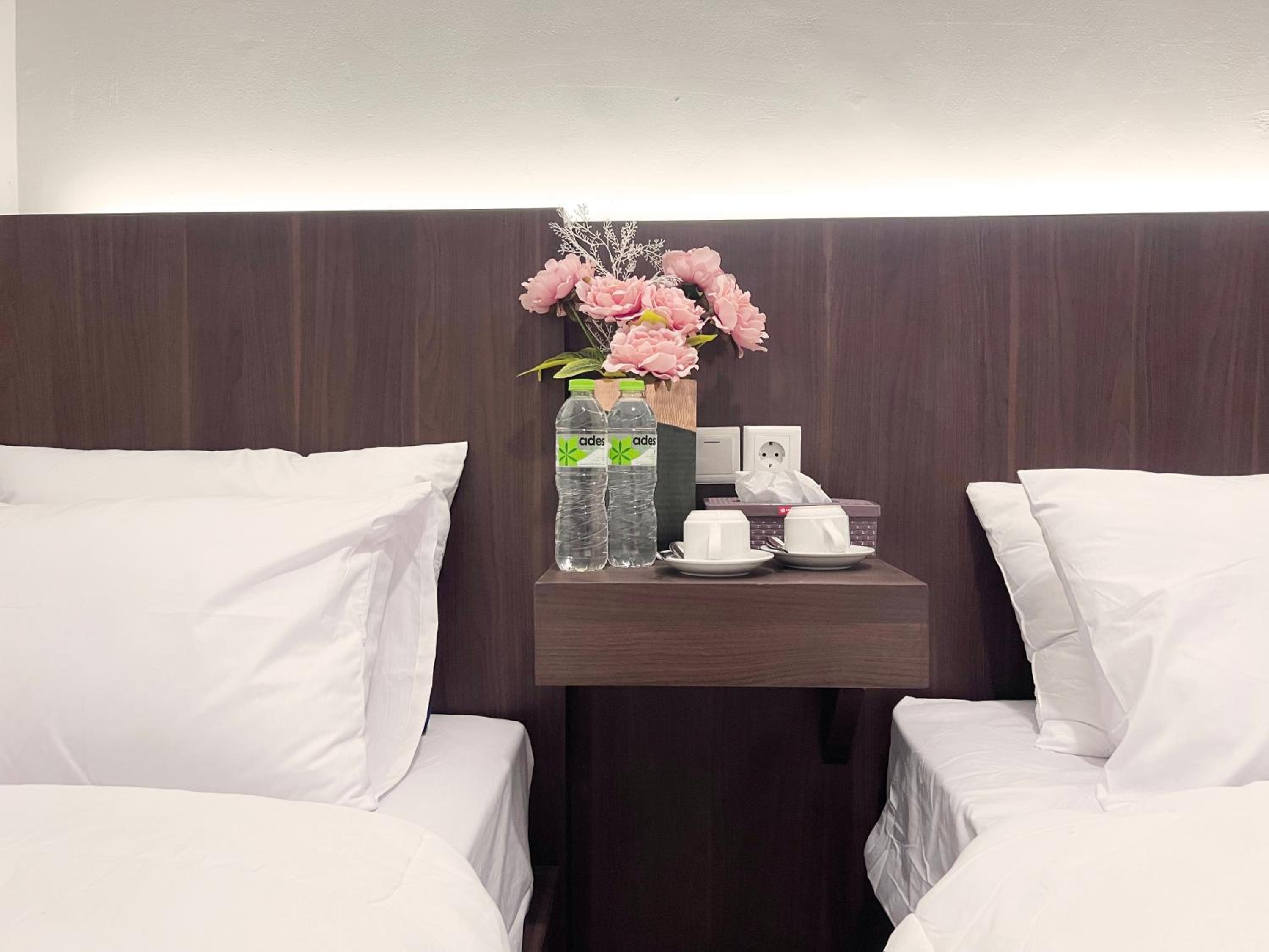 Standard Twin Room photo 2