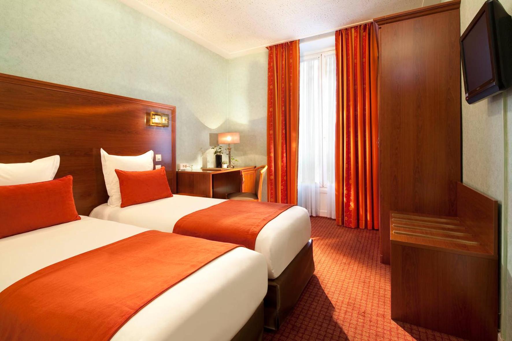 Club Twin Room photo 1