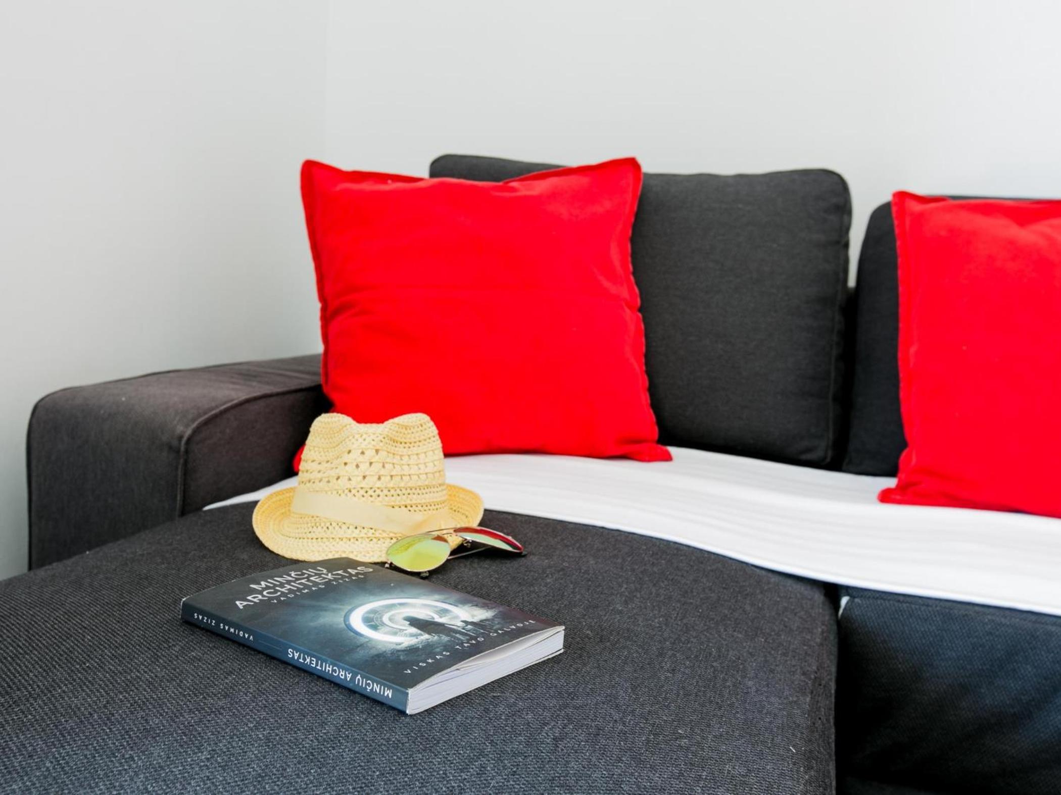 Apartment photo 3
