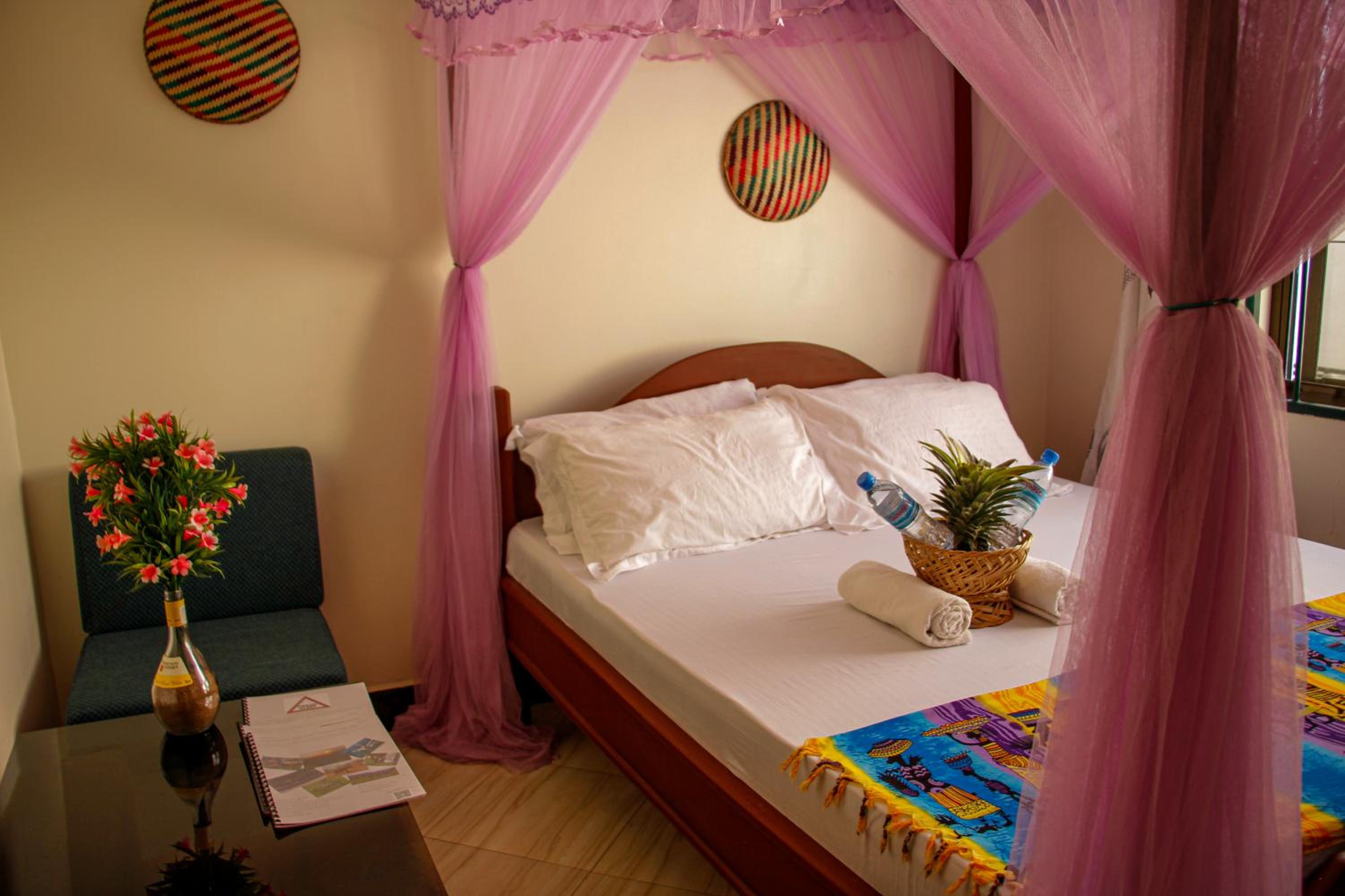 Economy Double Room photo 2